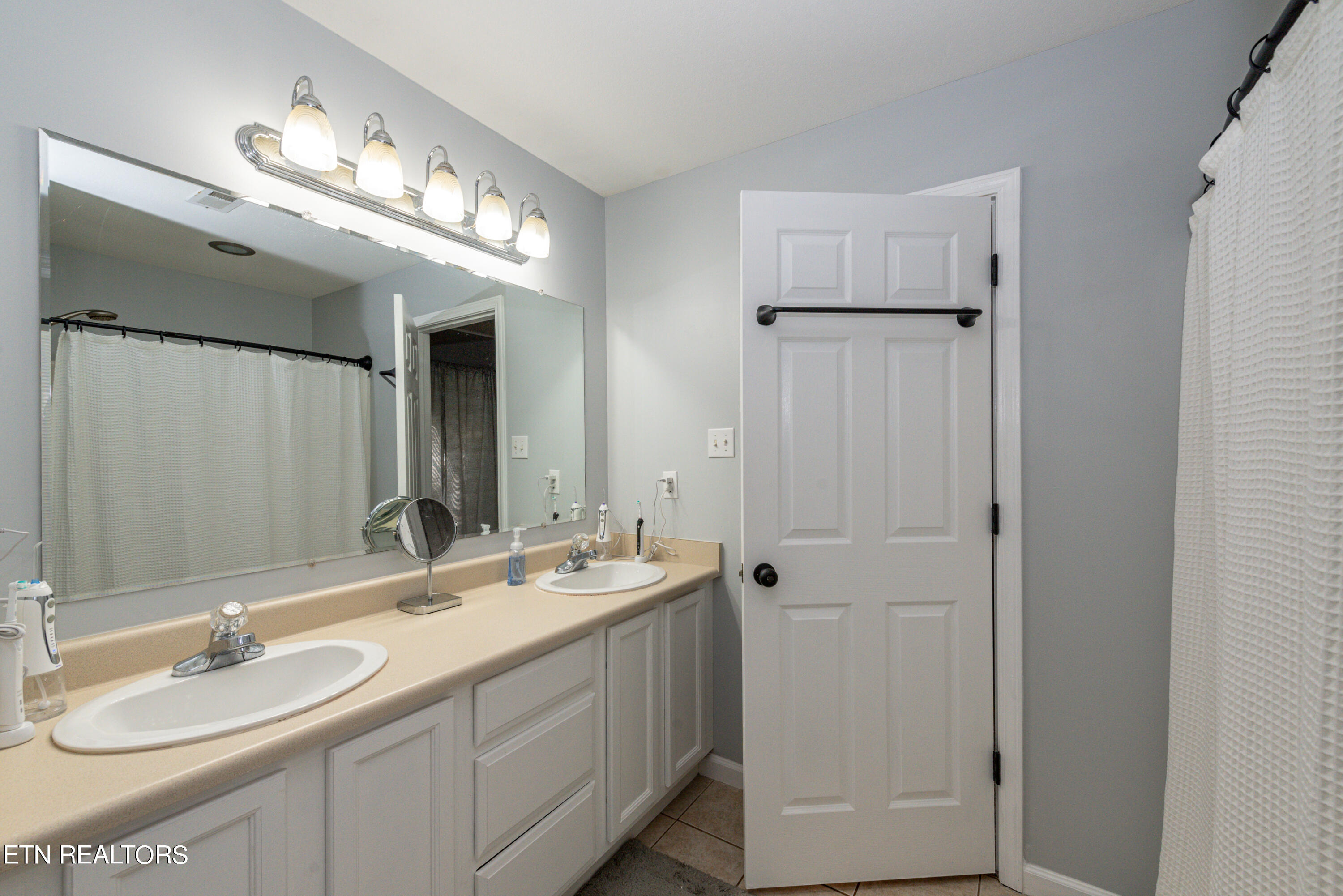 1024 Willow Creek Circle