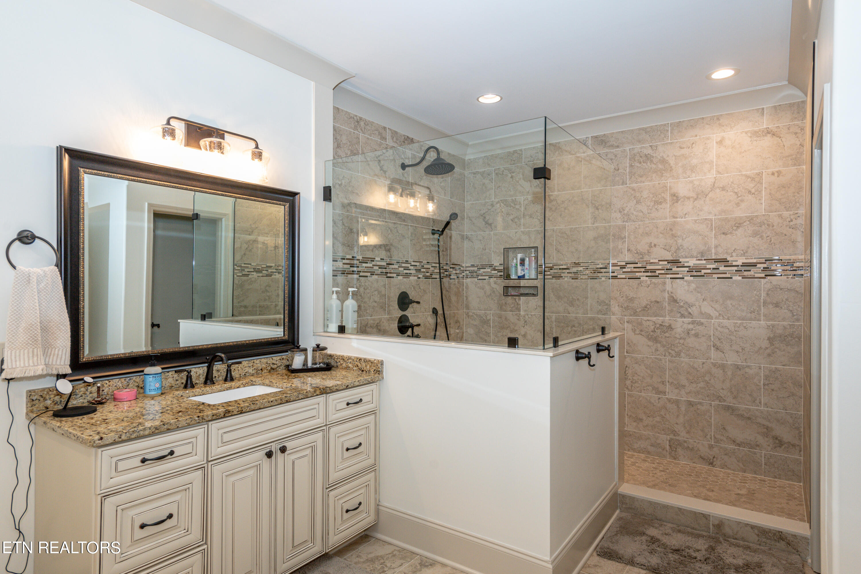 106 Pheasant Walk Drive