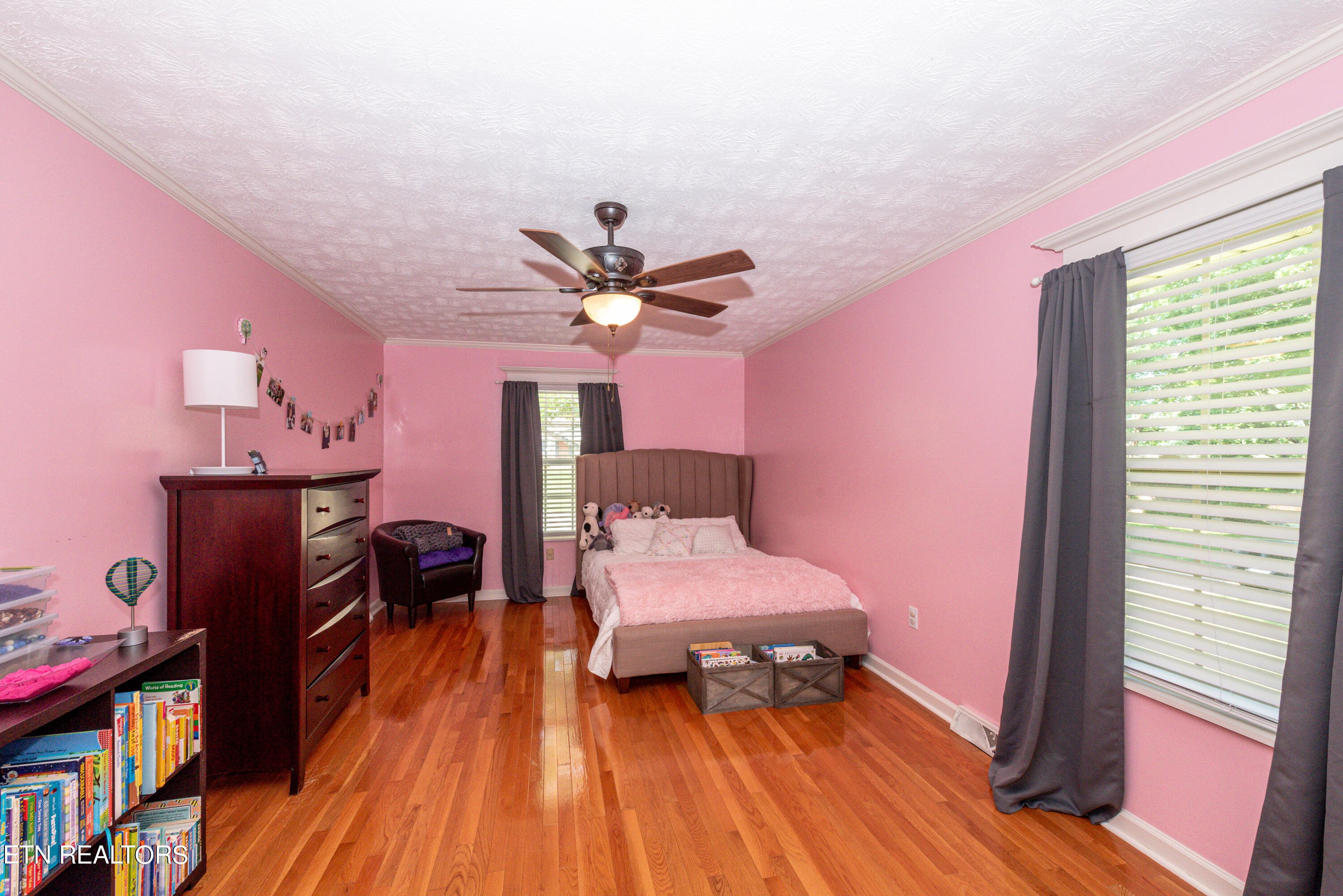 2210 Canterbury Circle