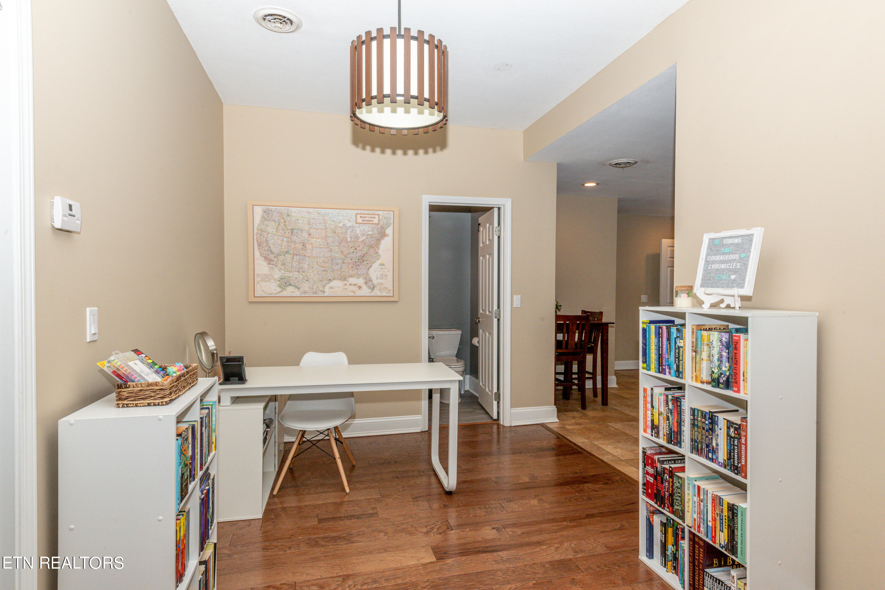 2210 Canterbury Circle