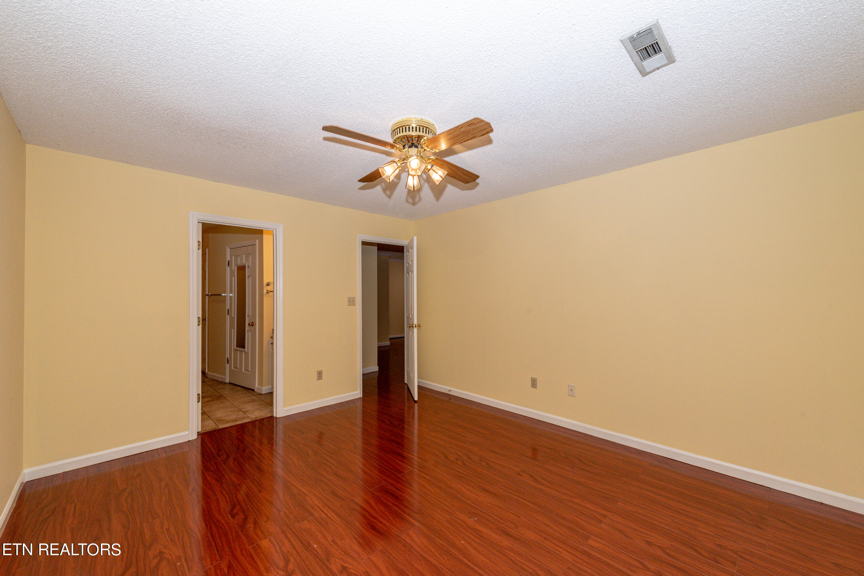 5000 Griffins Gate Lane