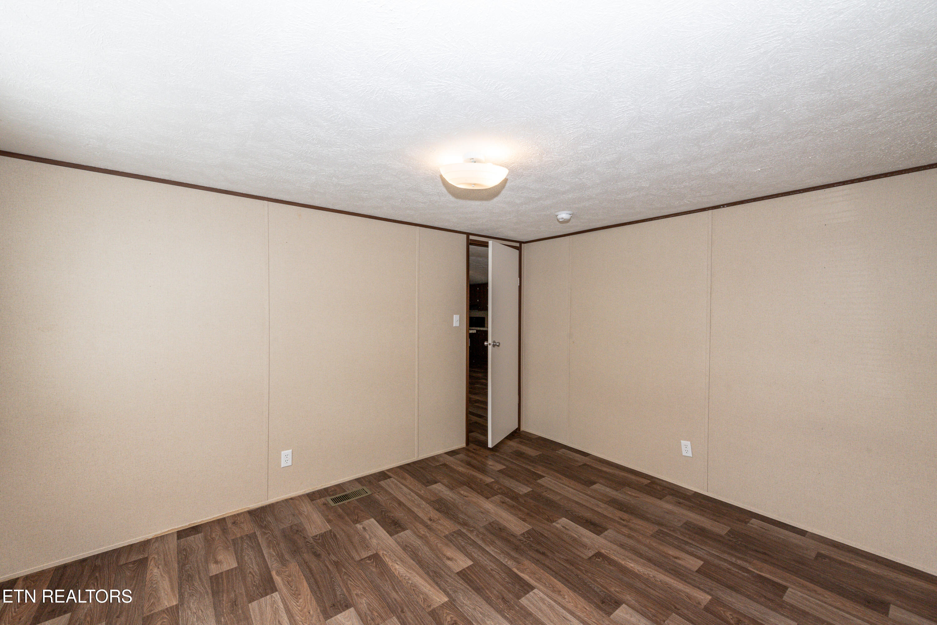 3080 Miser School Rd