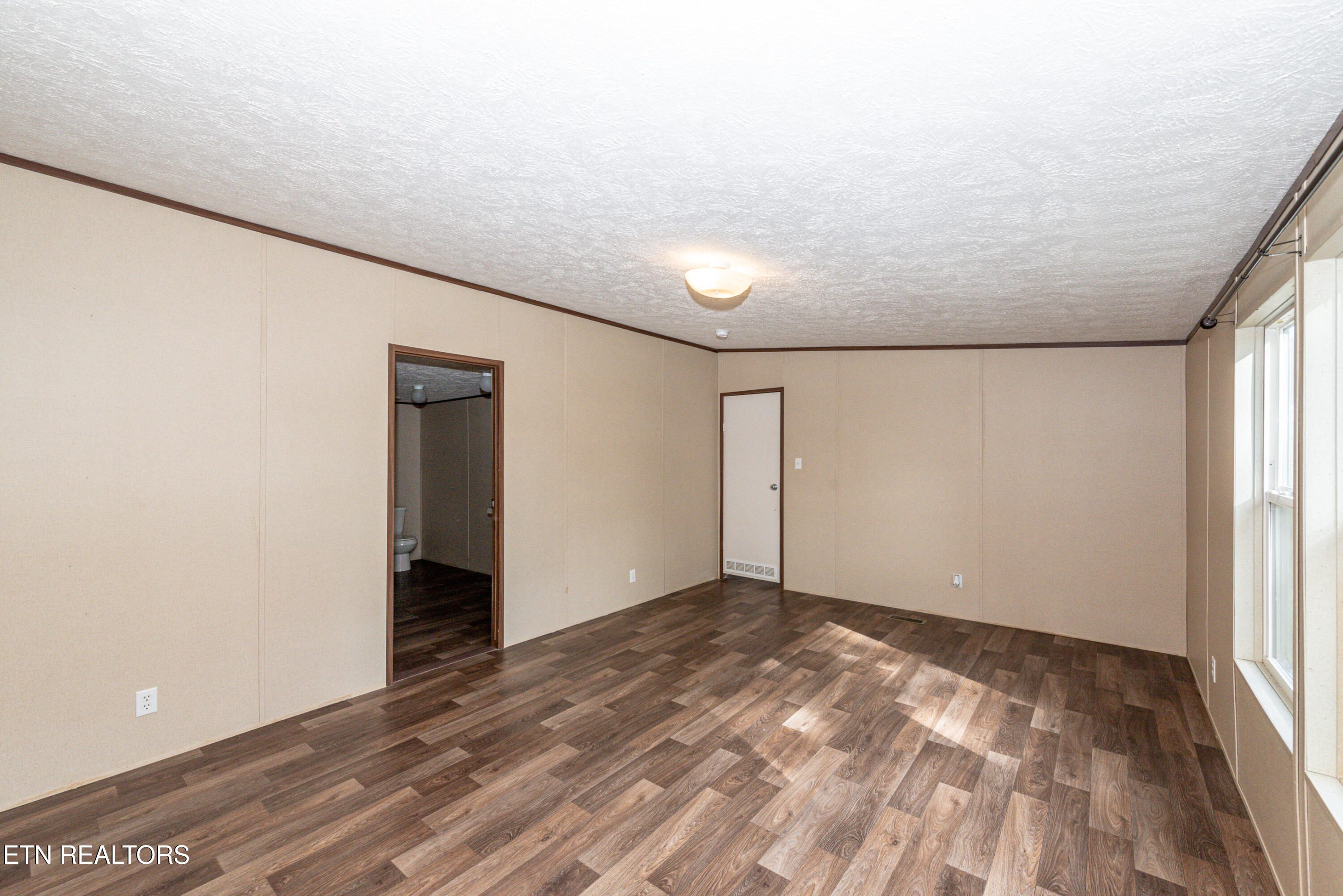 3080 Miser School Rd