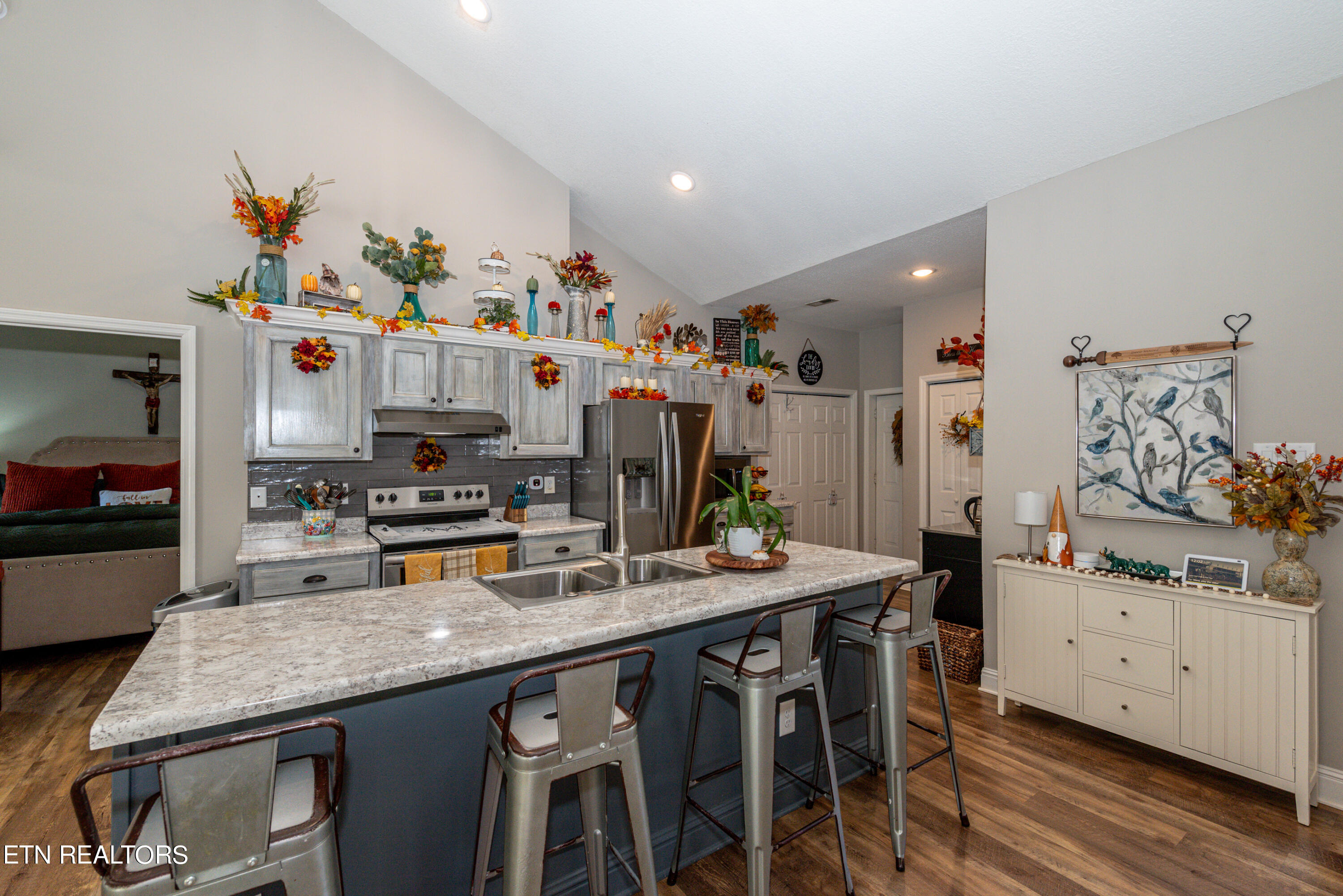 549 Sandy Springs Rd