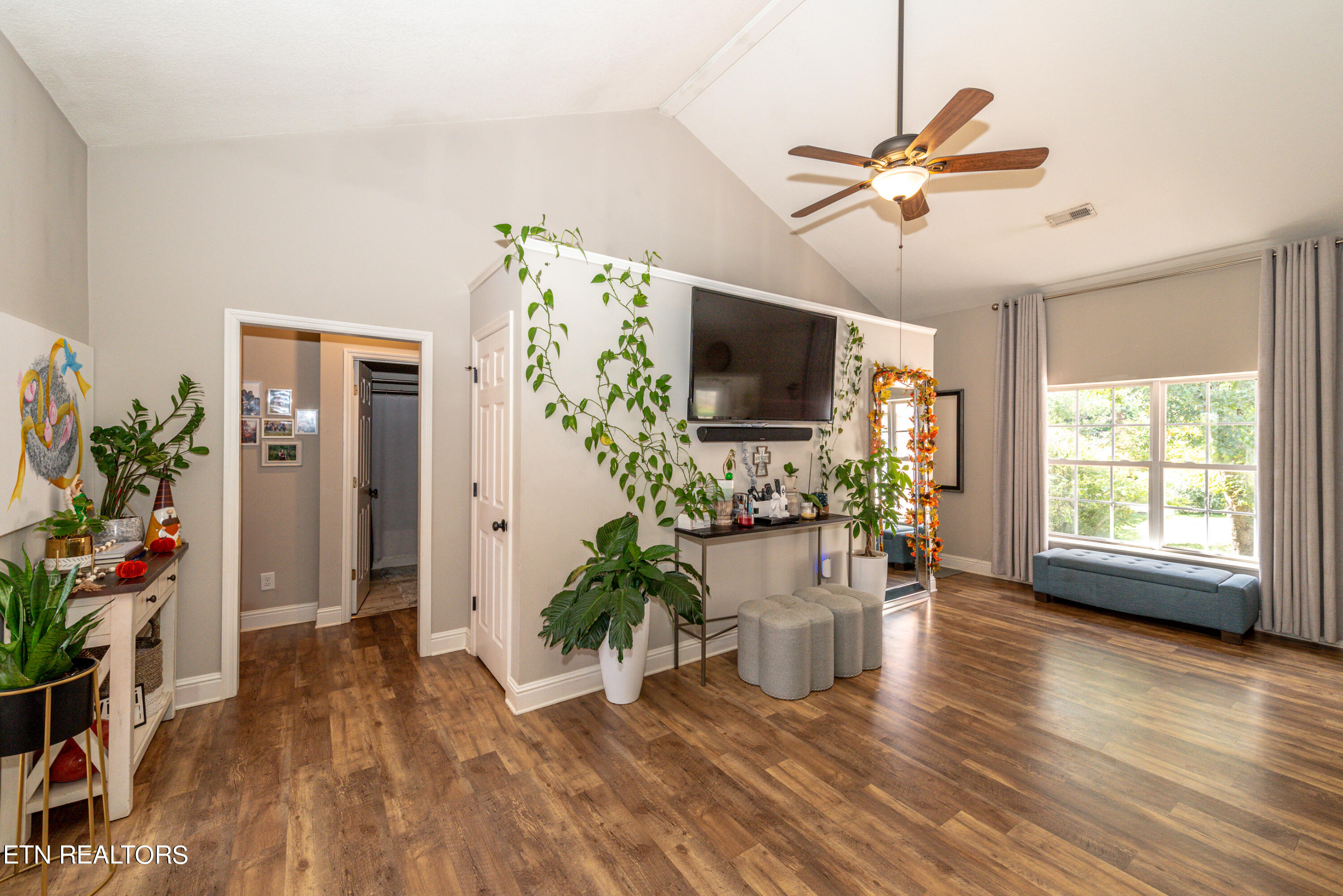 549 Sandy Springs Rd