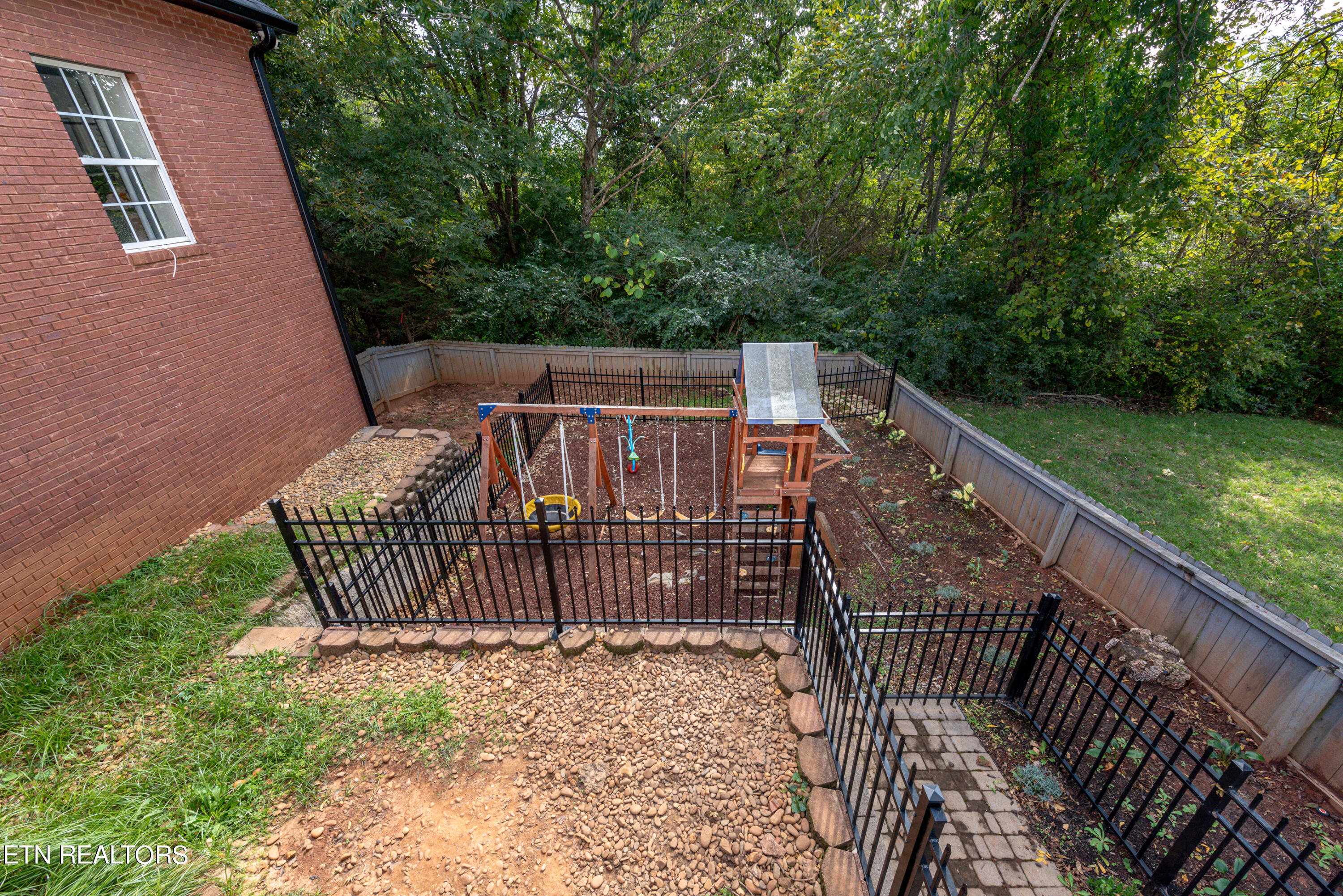 549 Sandy Springs Rd