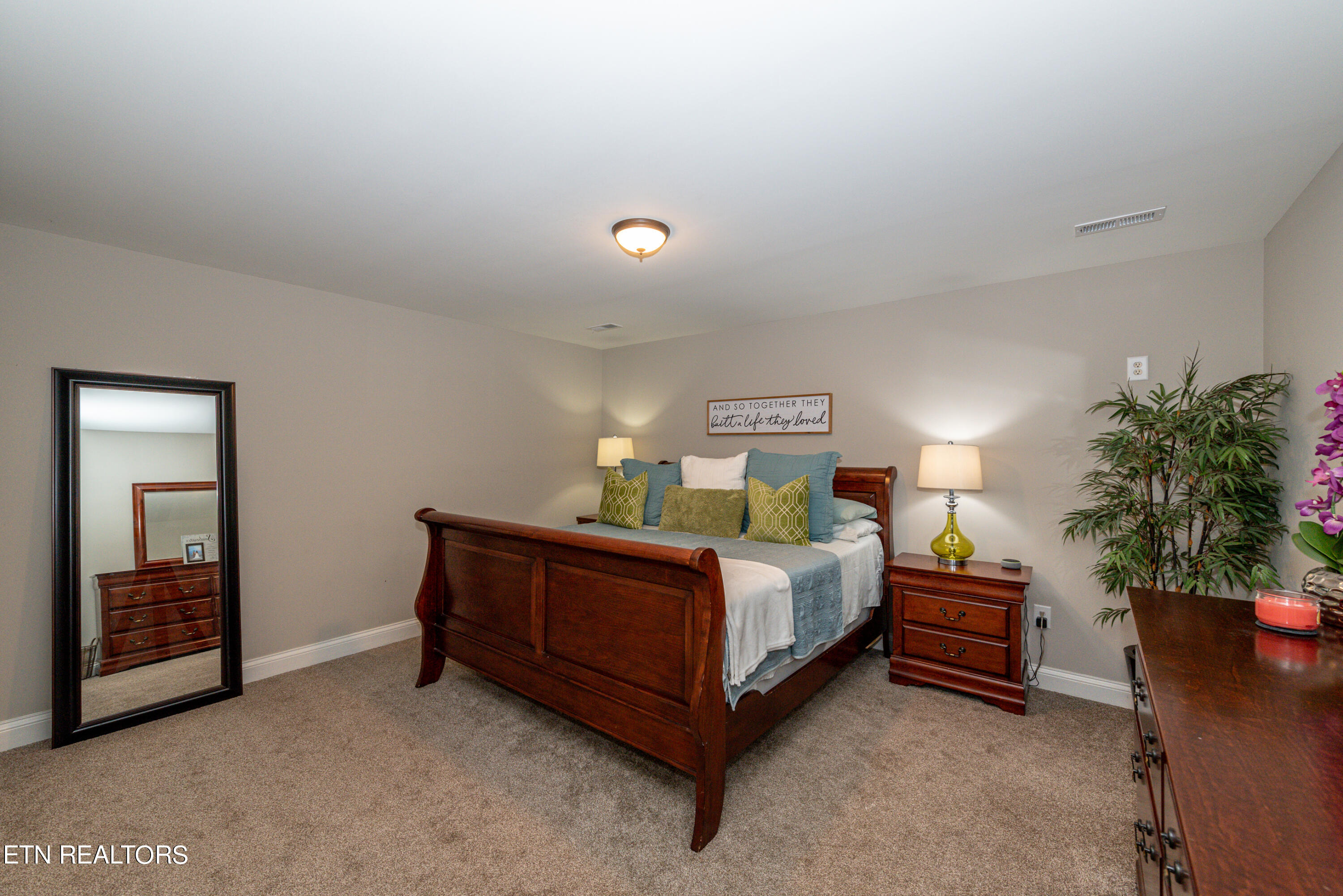 549 Sandy Springs Rd