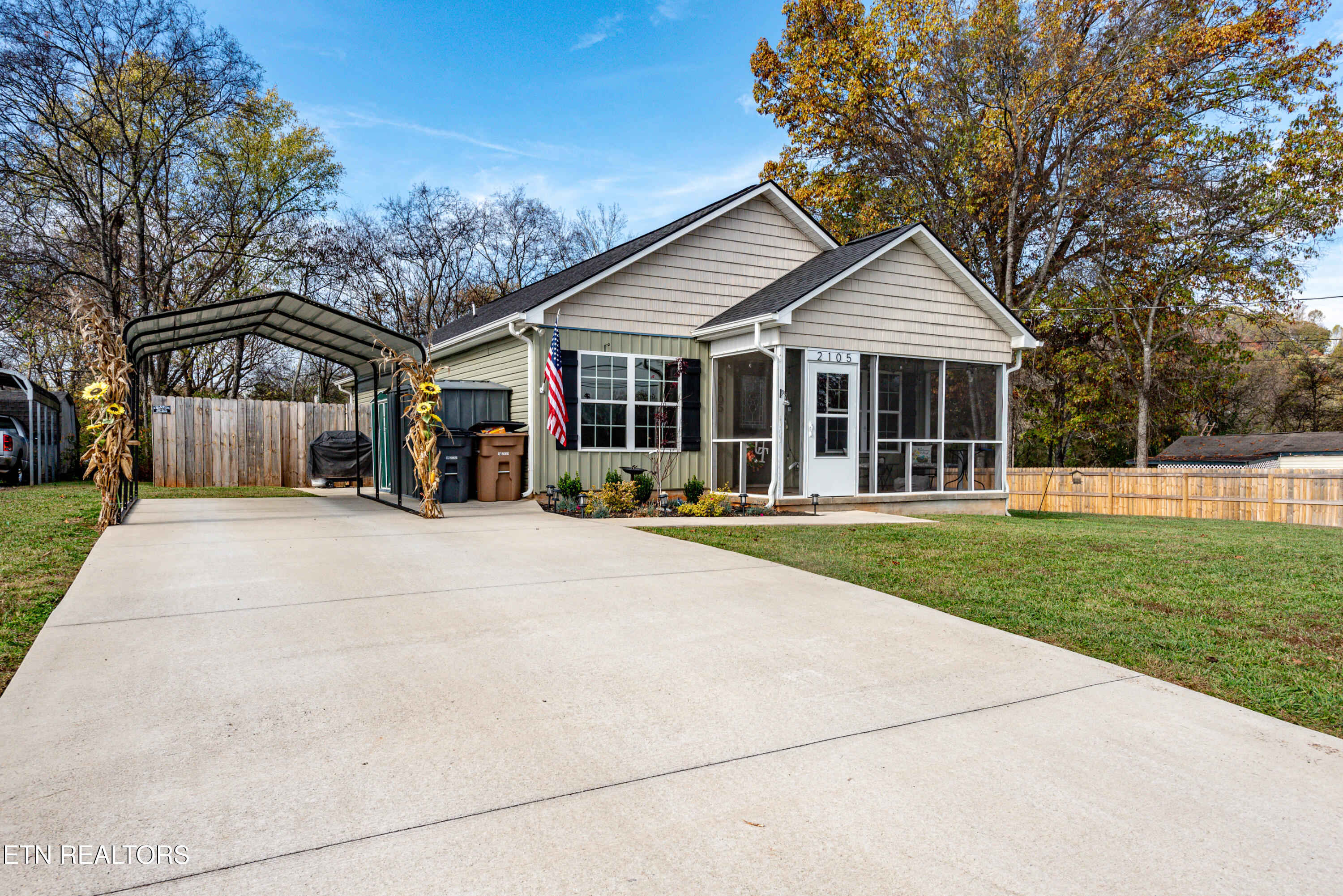 2105 Sunny Lane