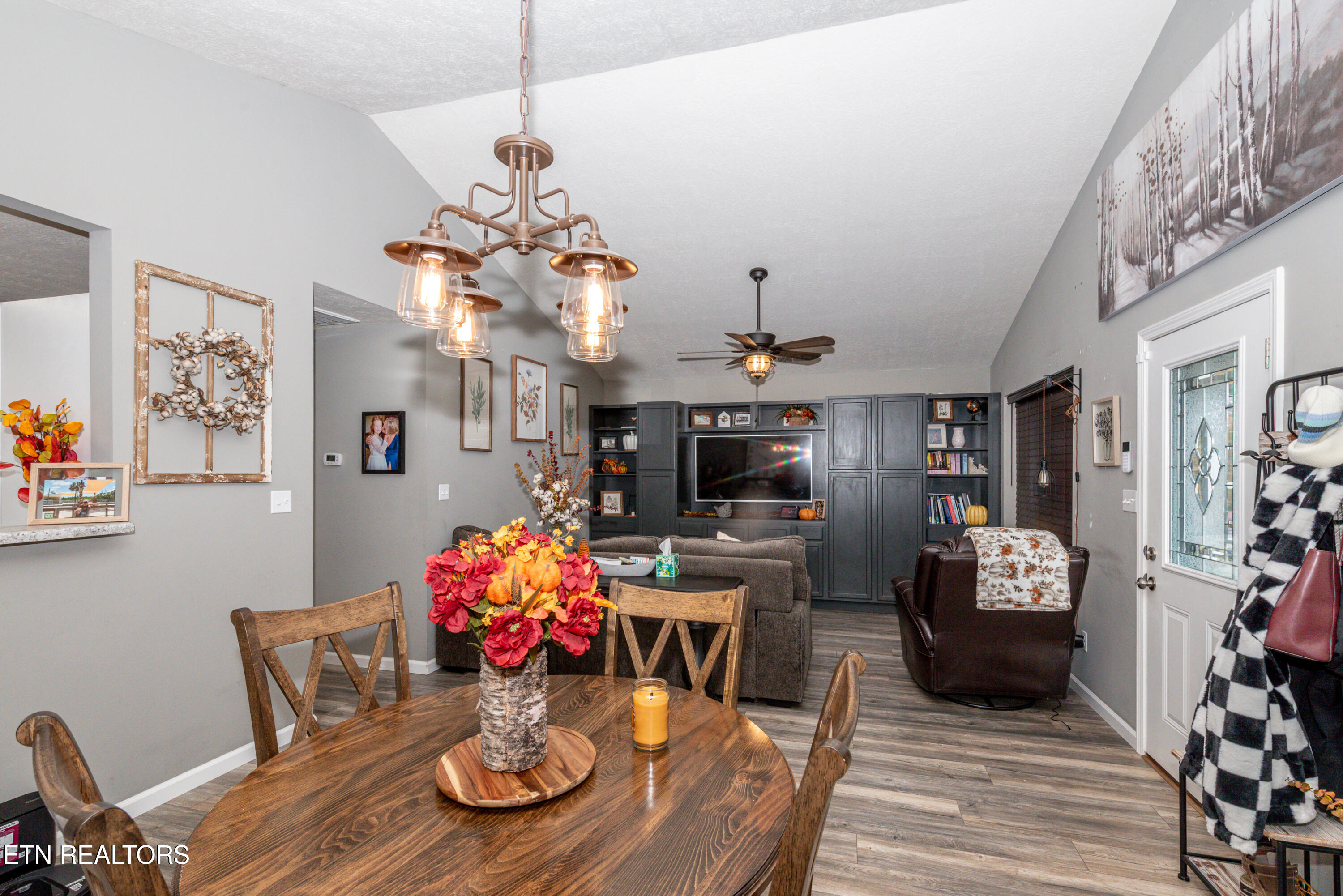 2105 Sunny Lane