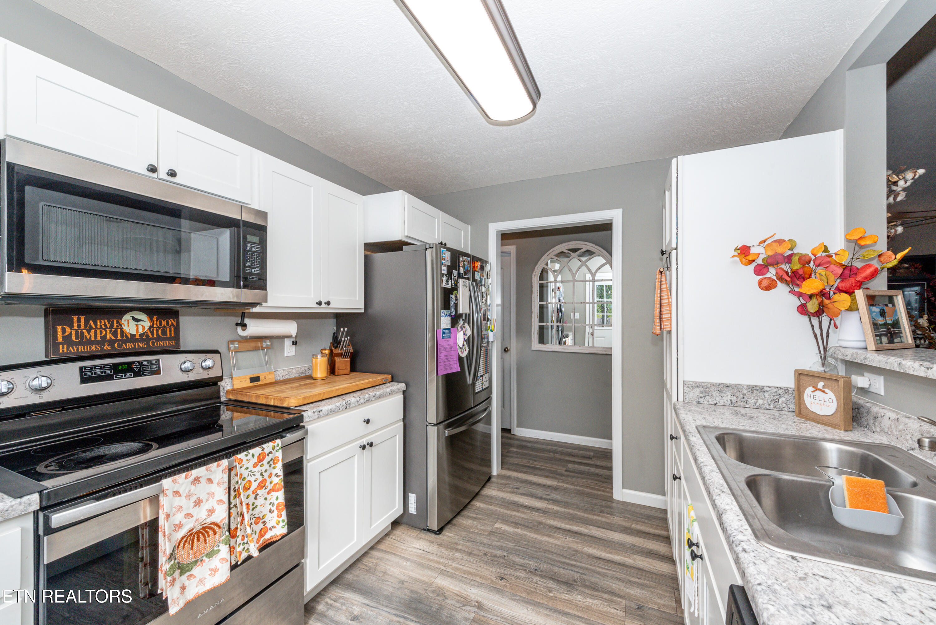 2105 Sunny Lane