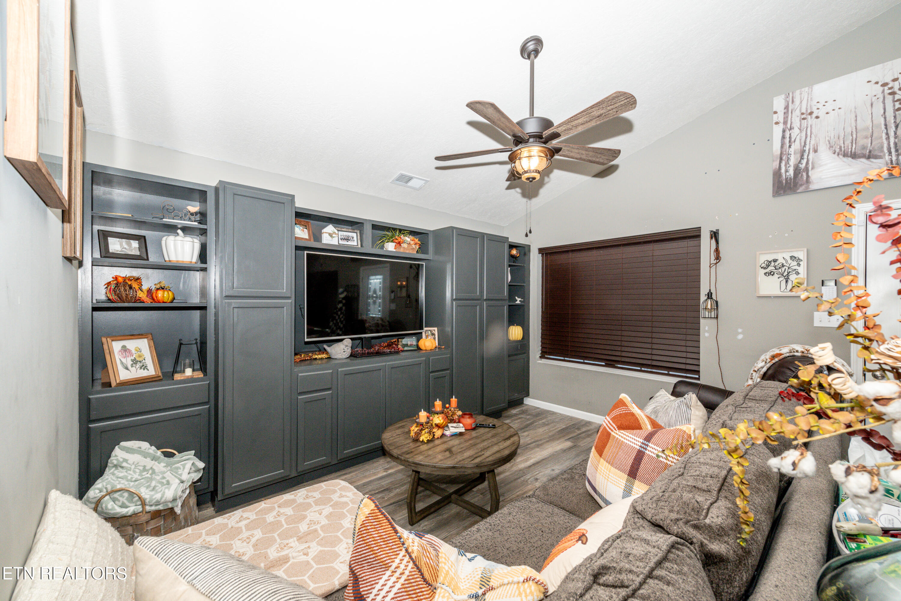 2105 Sunny Lane