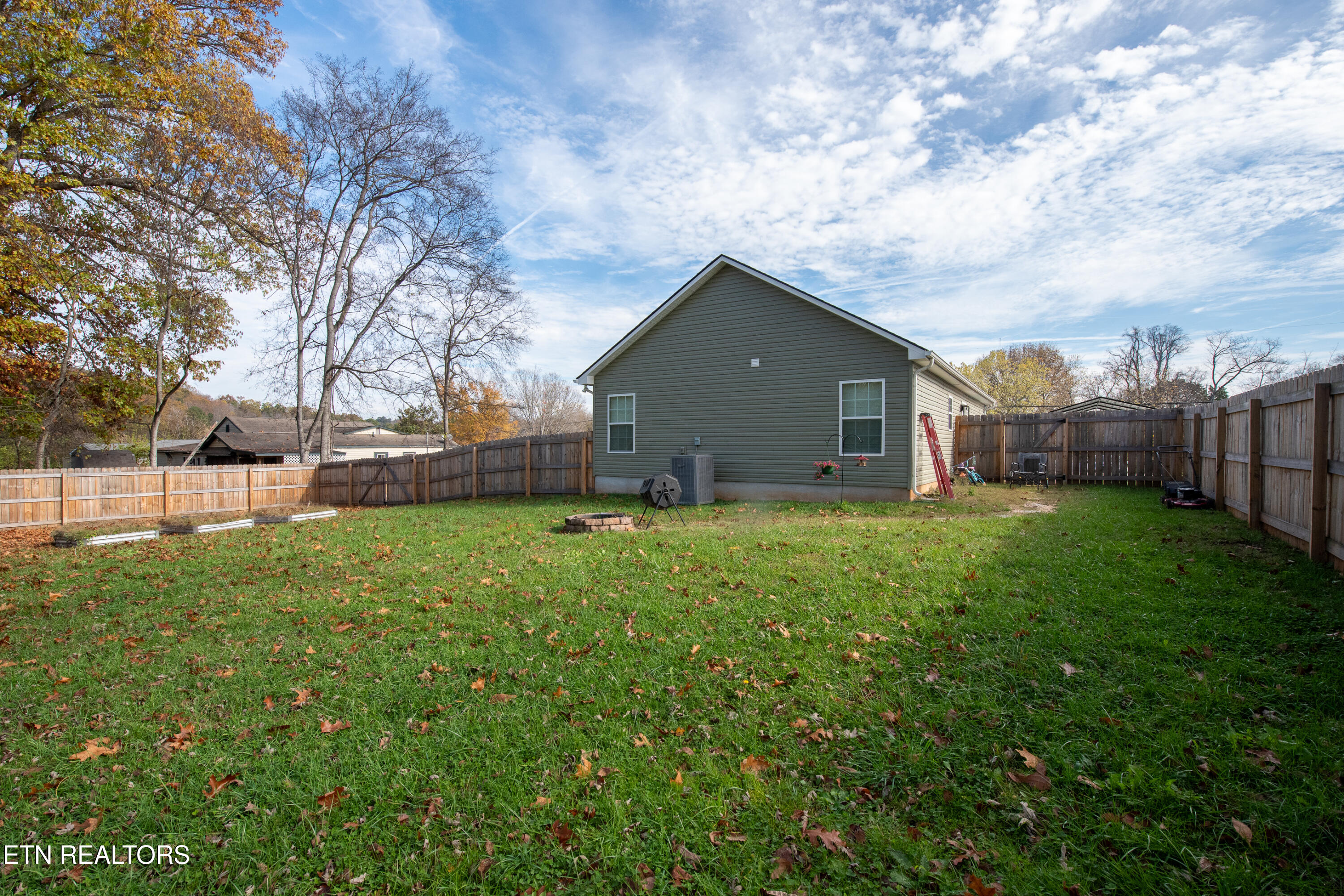 2105 Sunny Lane