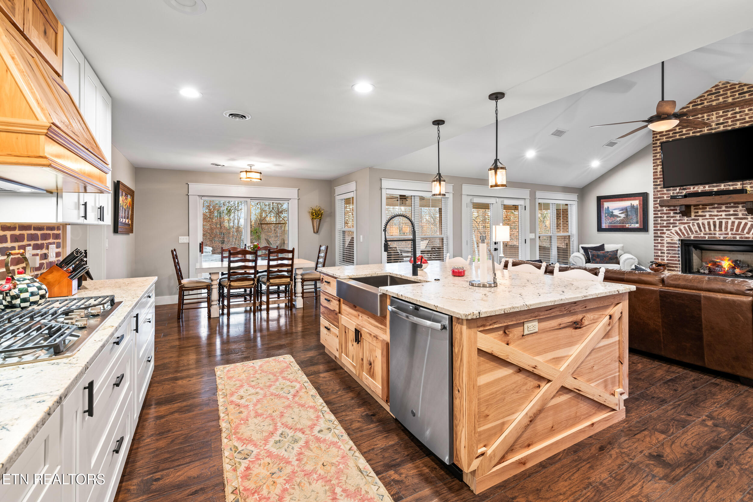 2295 Allenridge Drive