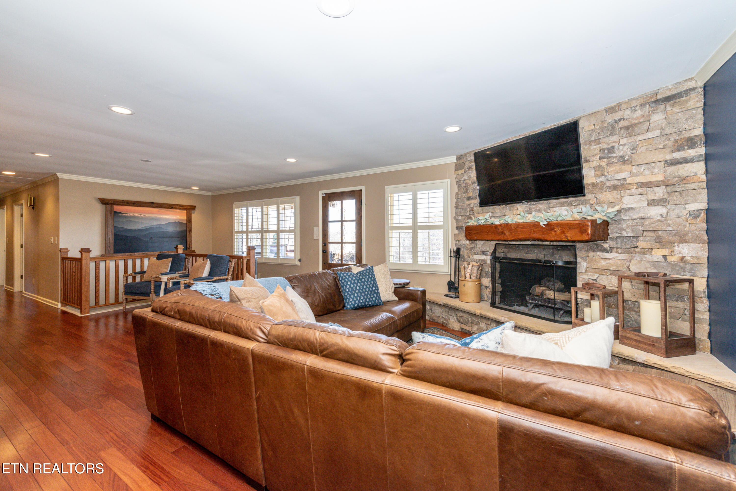 902 Summer Hill Court