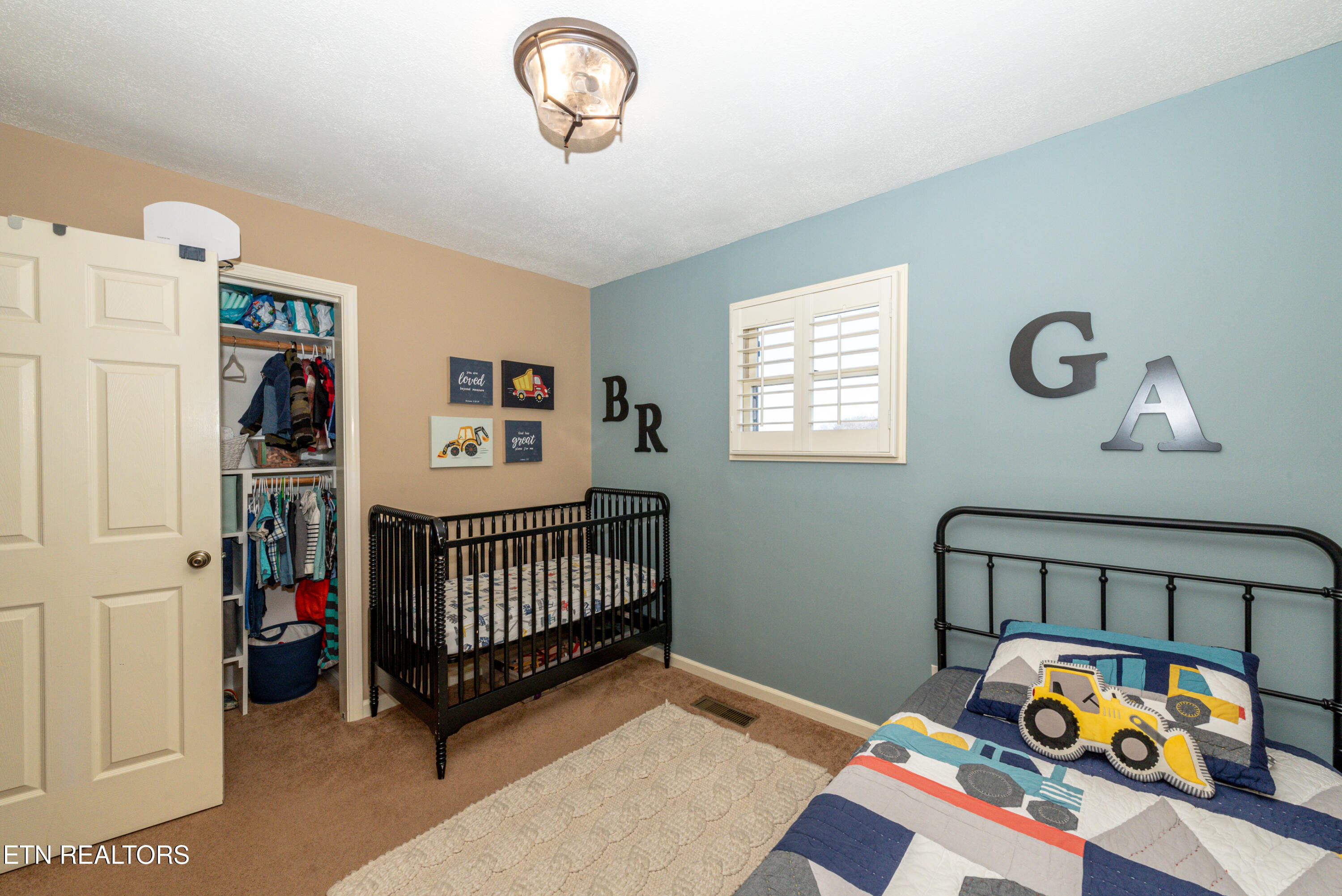 902 Summer Hill Court