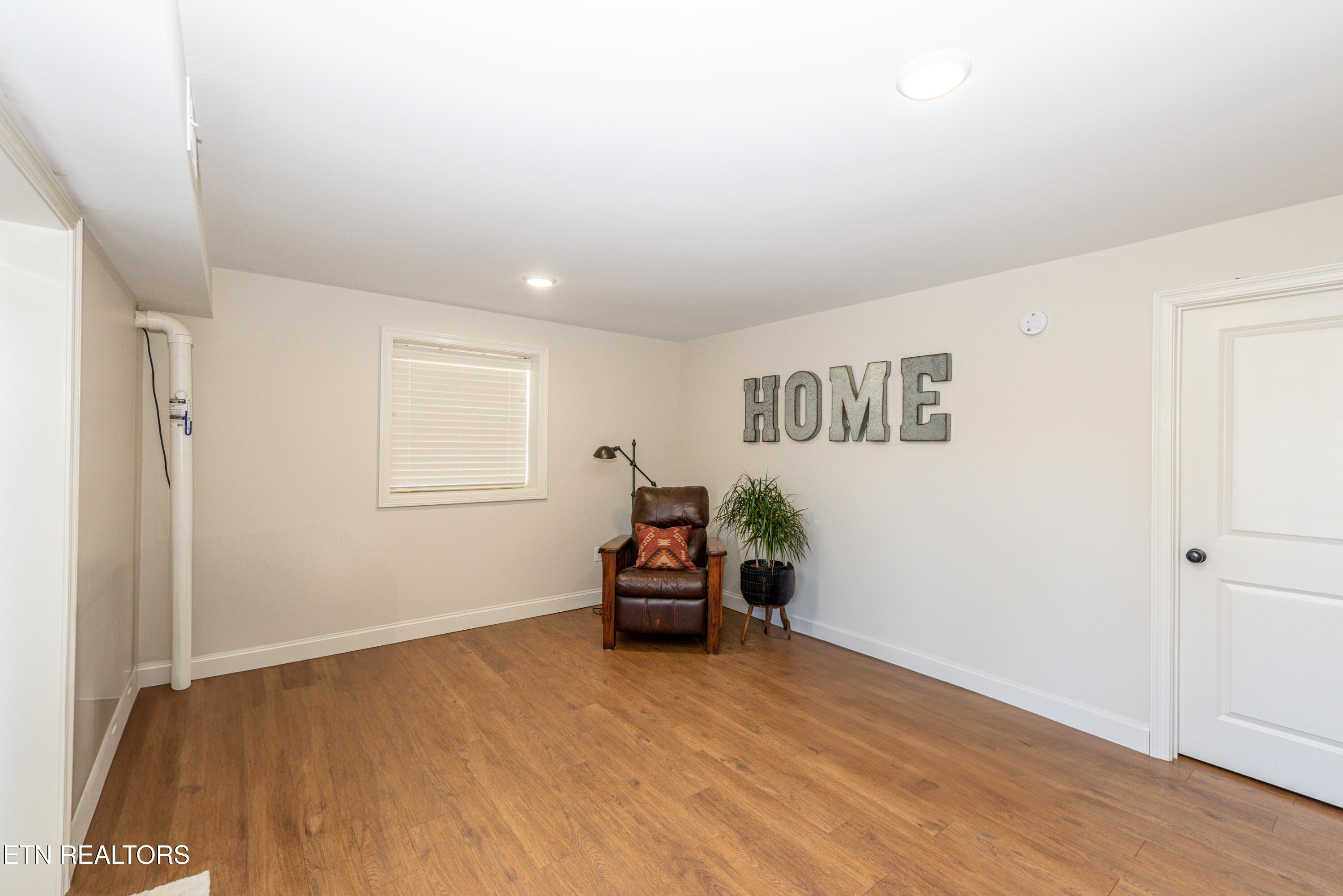 1119 Greenfield Drive