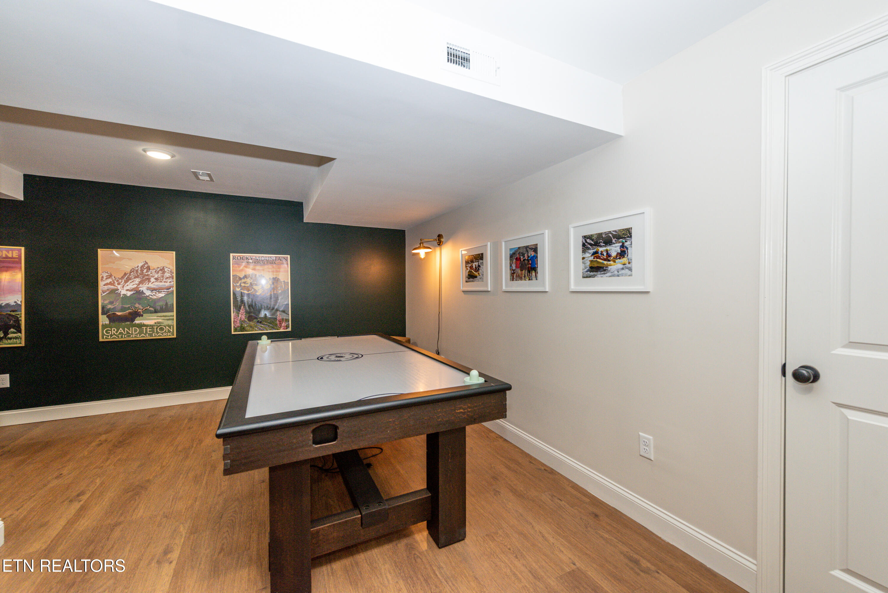1119 Greenfield Drive