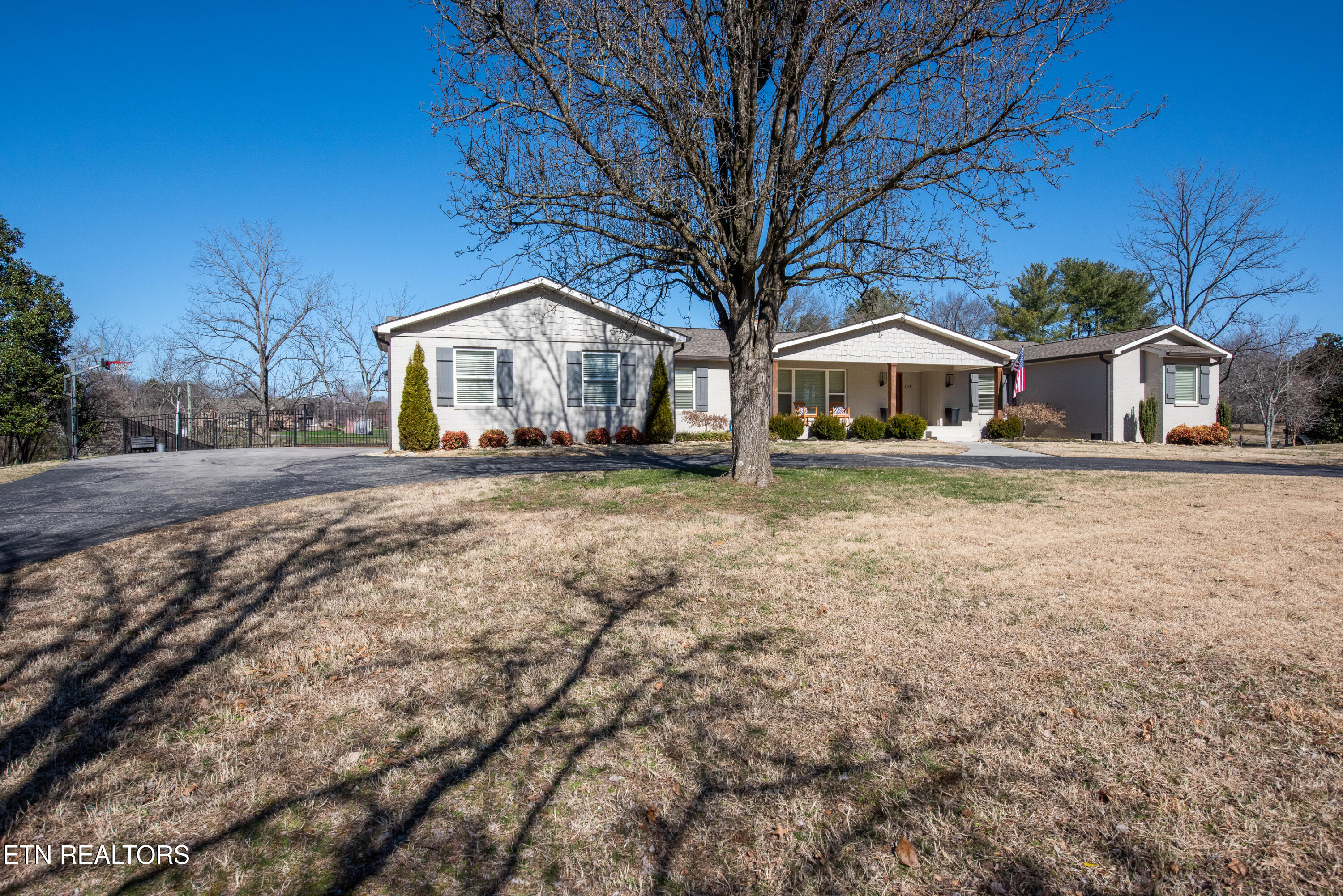 1119 Greenfield Drive