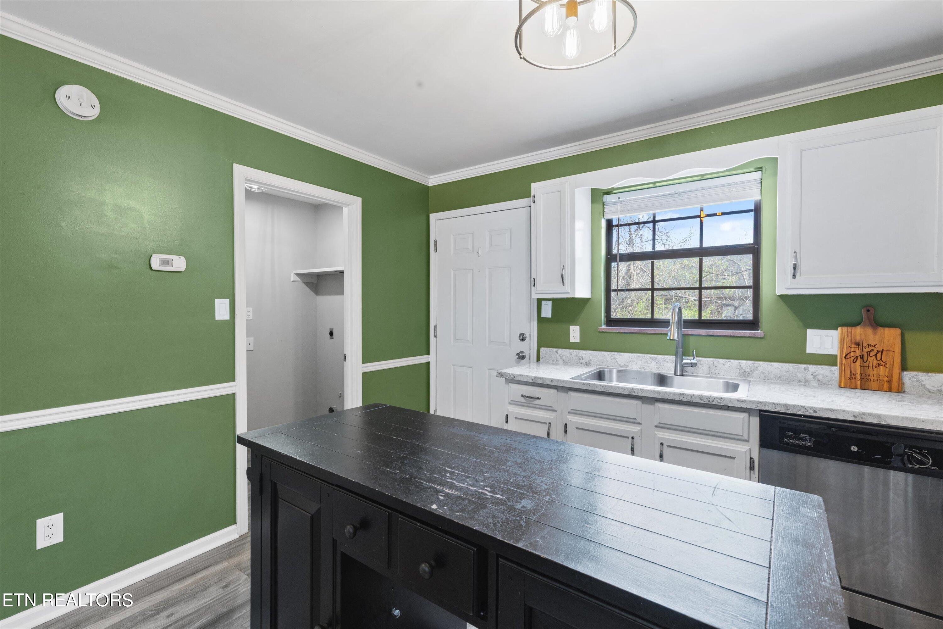 810 Highland Drive, 1101