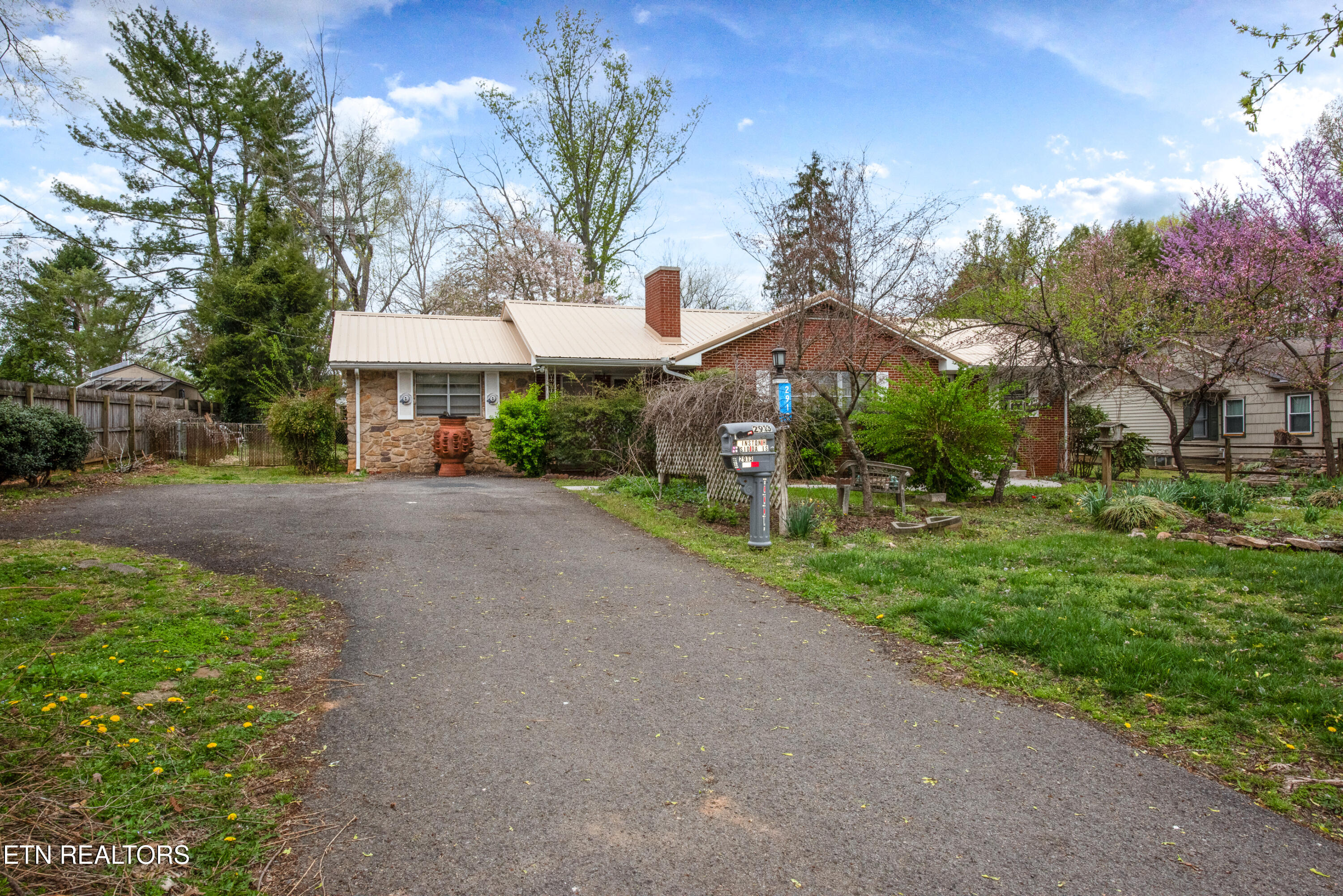 2913 Old Niles Ferry Rd