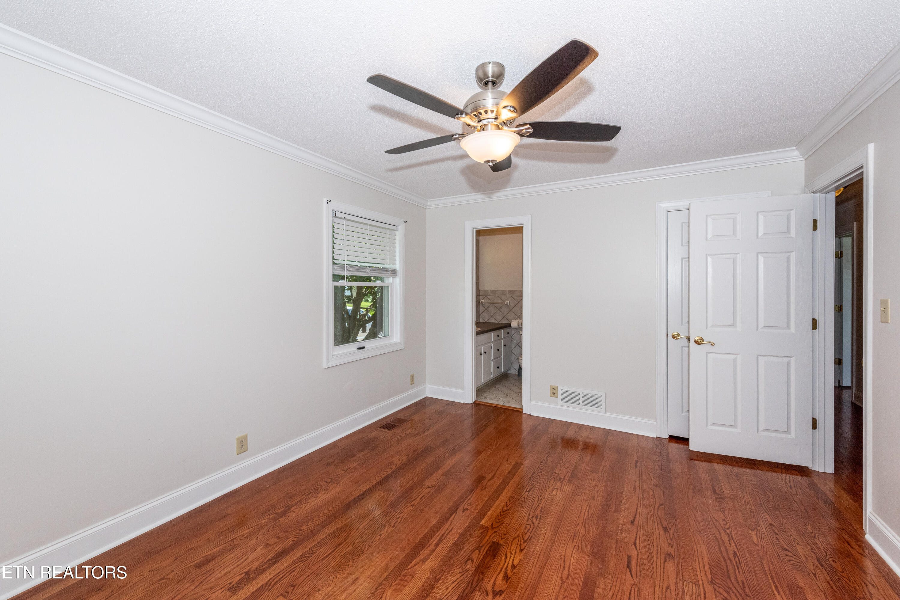 1119 Scenic Hill Drive