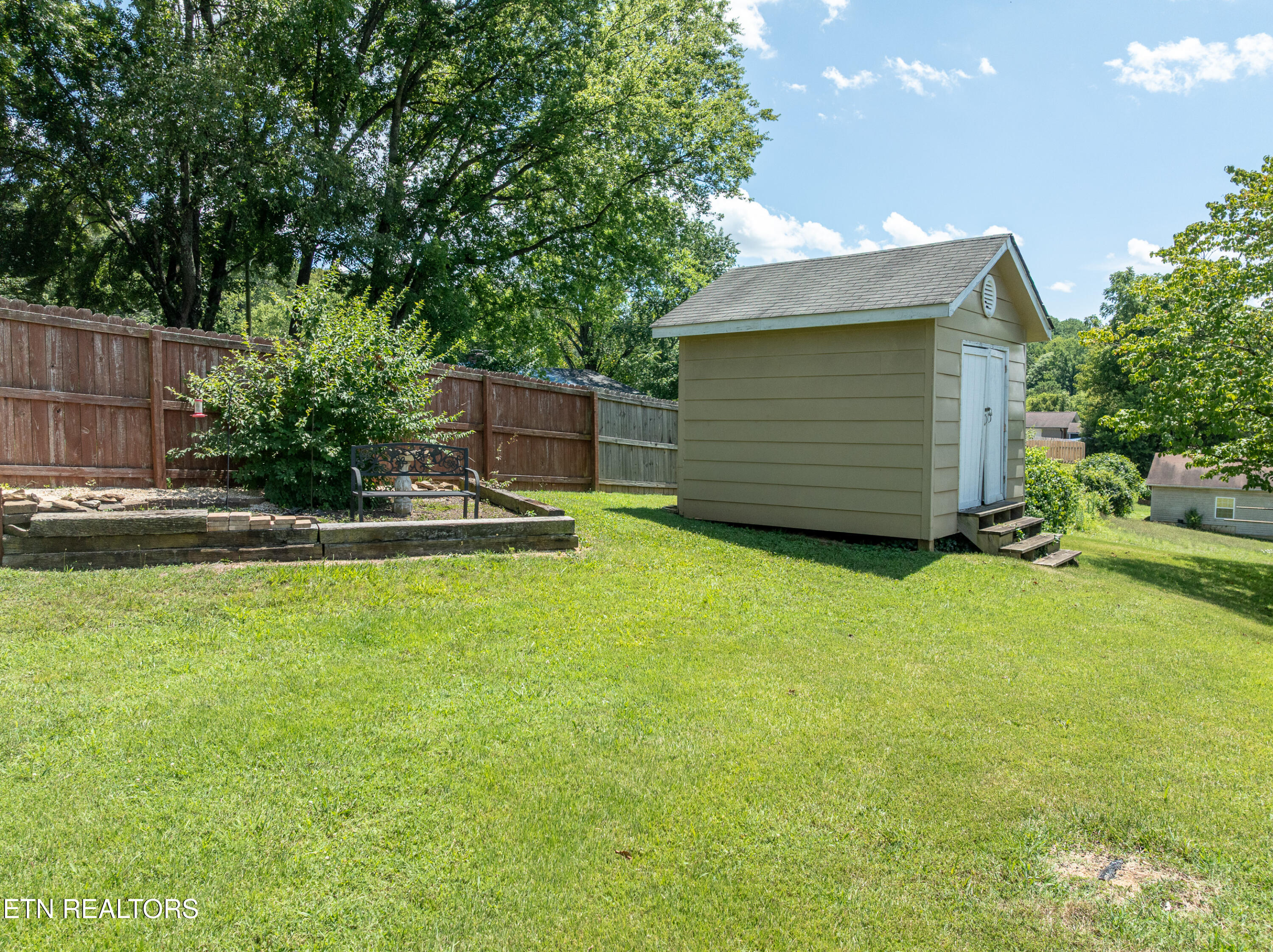 1119 Scenic Hill Drive