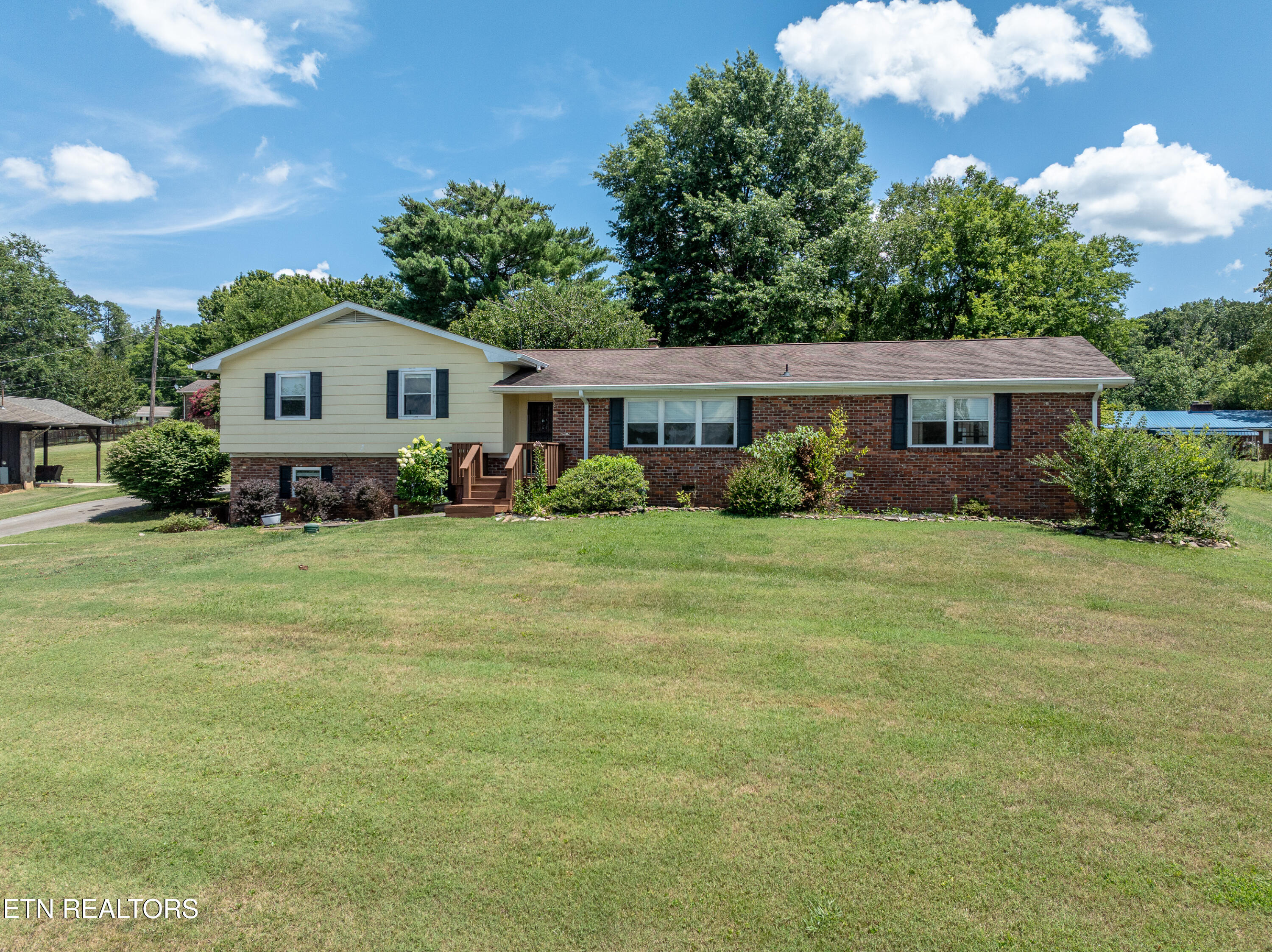 1119 Scenic Hill Drive