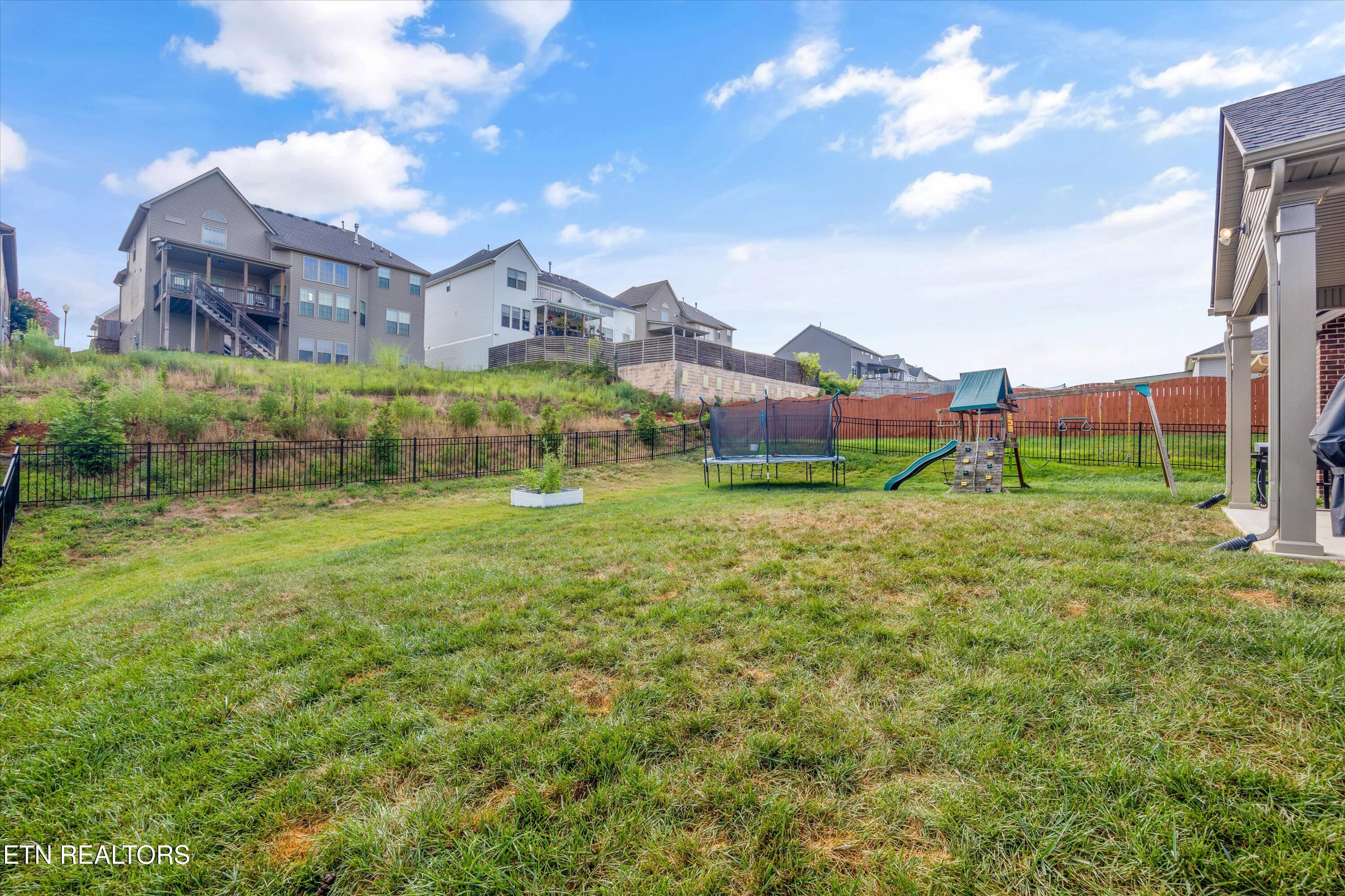 2610 Blackberry Ridge Blvd