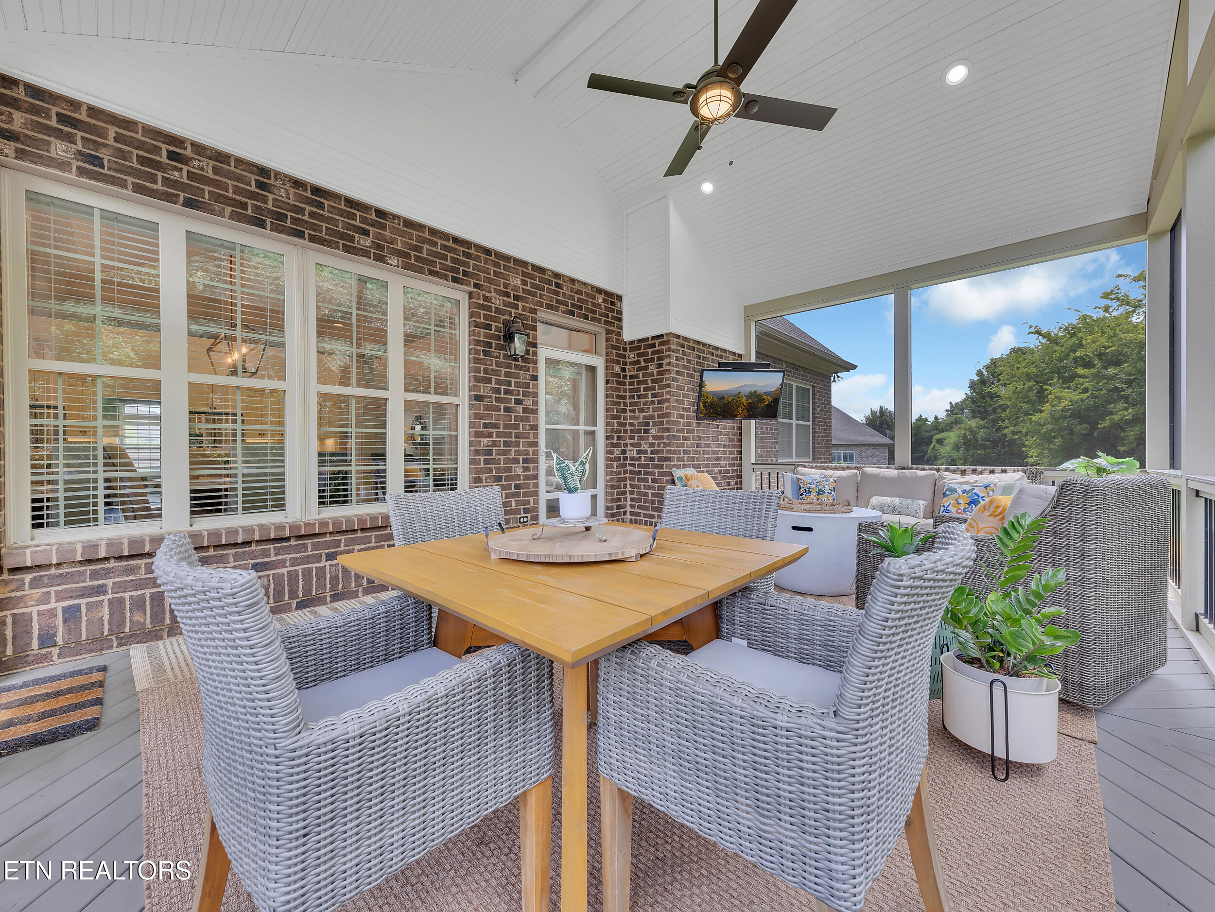 1439 Edenbridge Drive