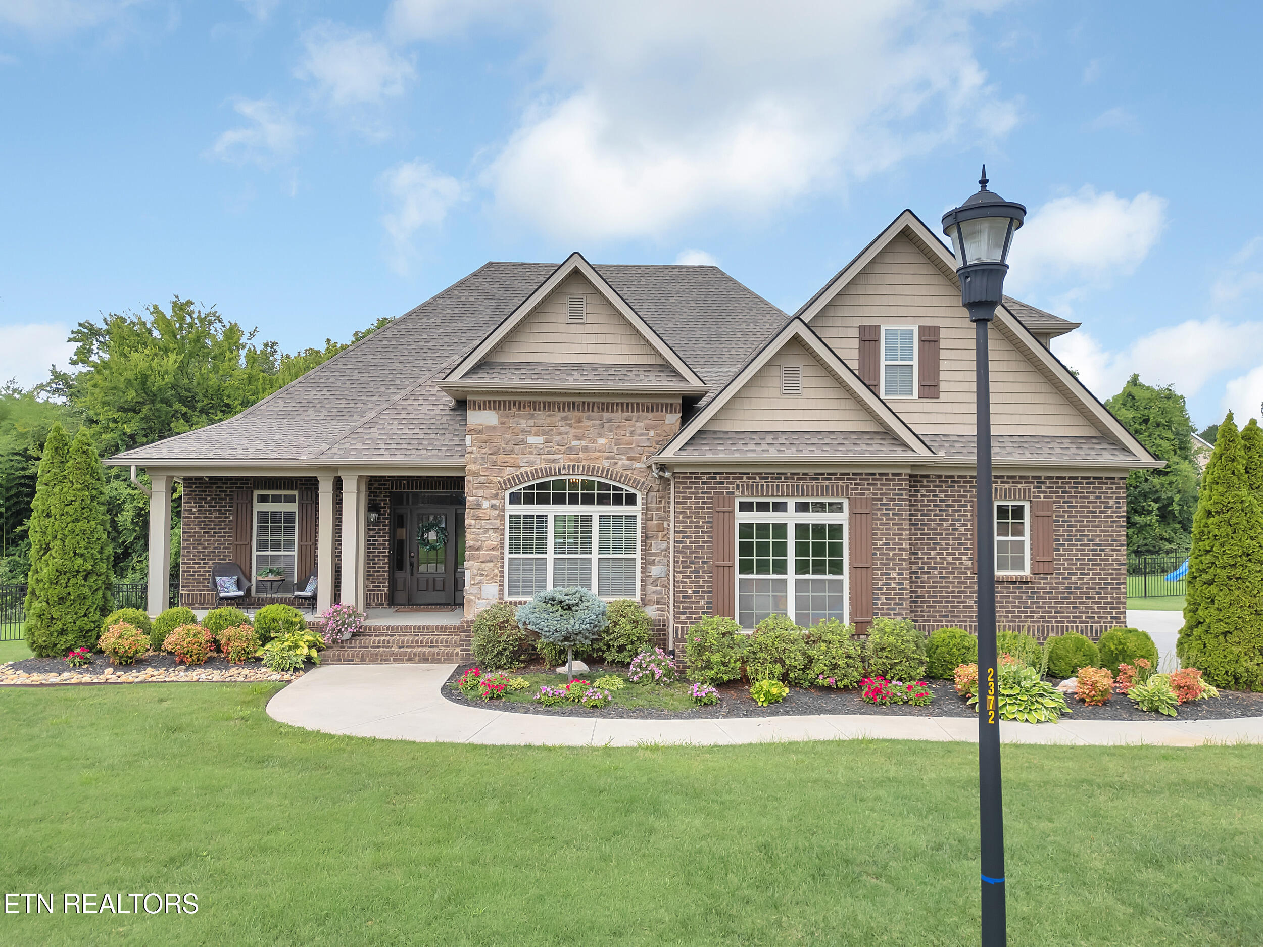 1439 Edenbridge Drive
