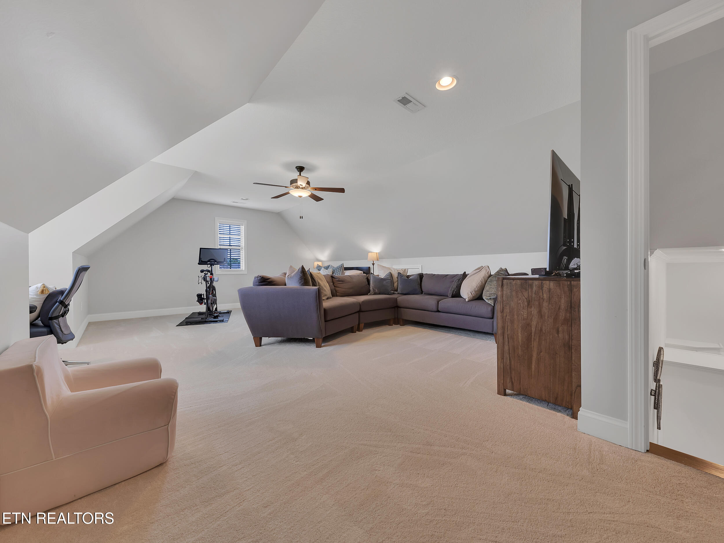 1439 Edenbridge Drive