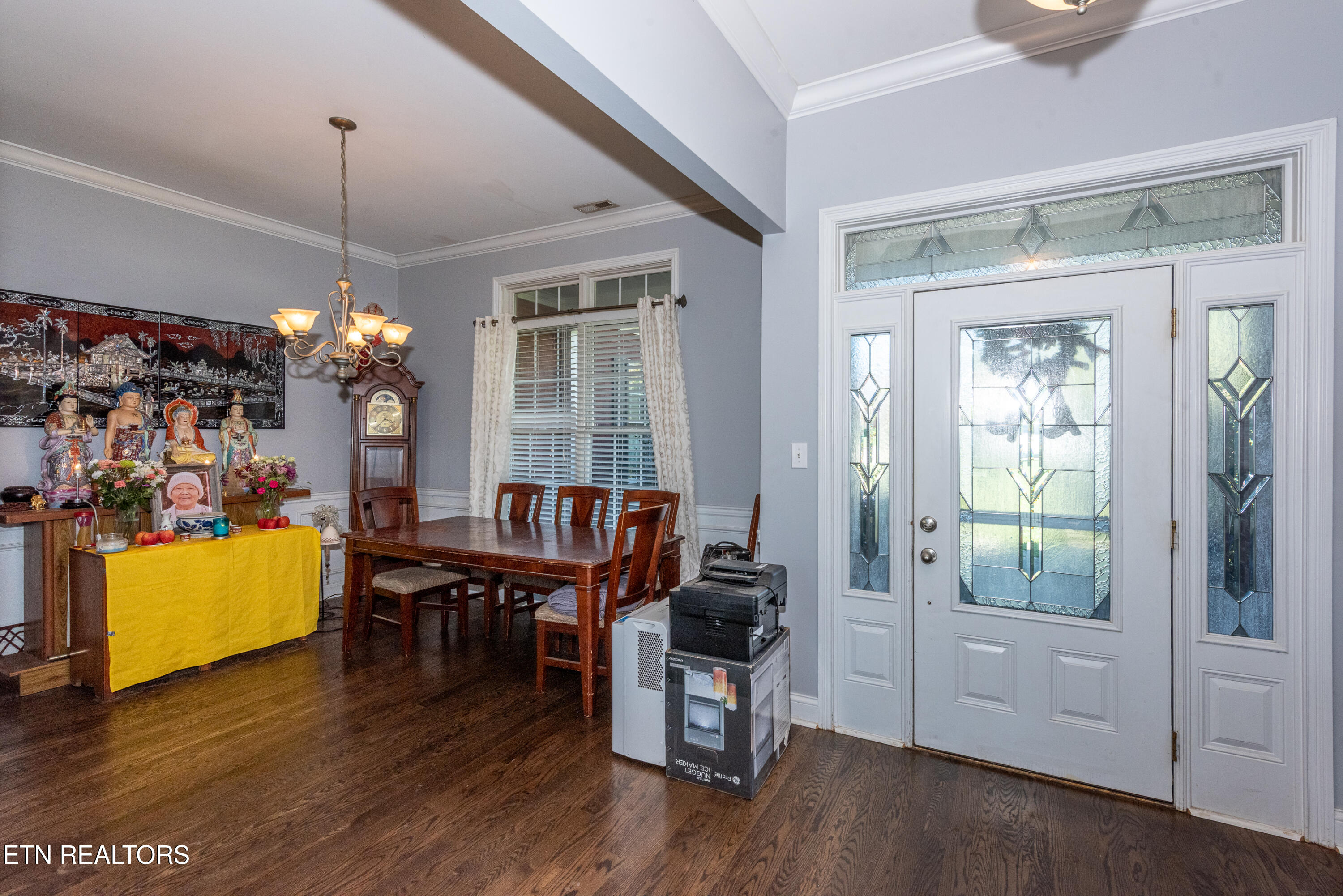 2704 Magnolia Pointe Lane