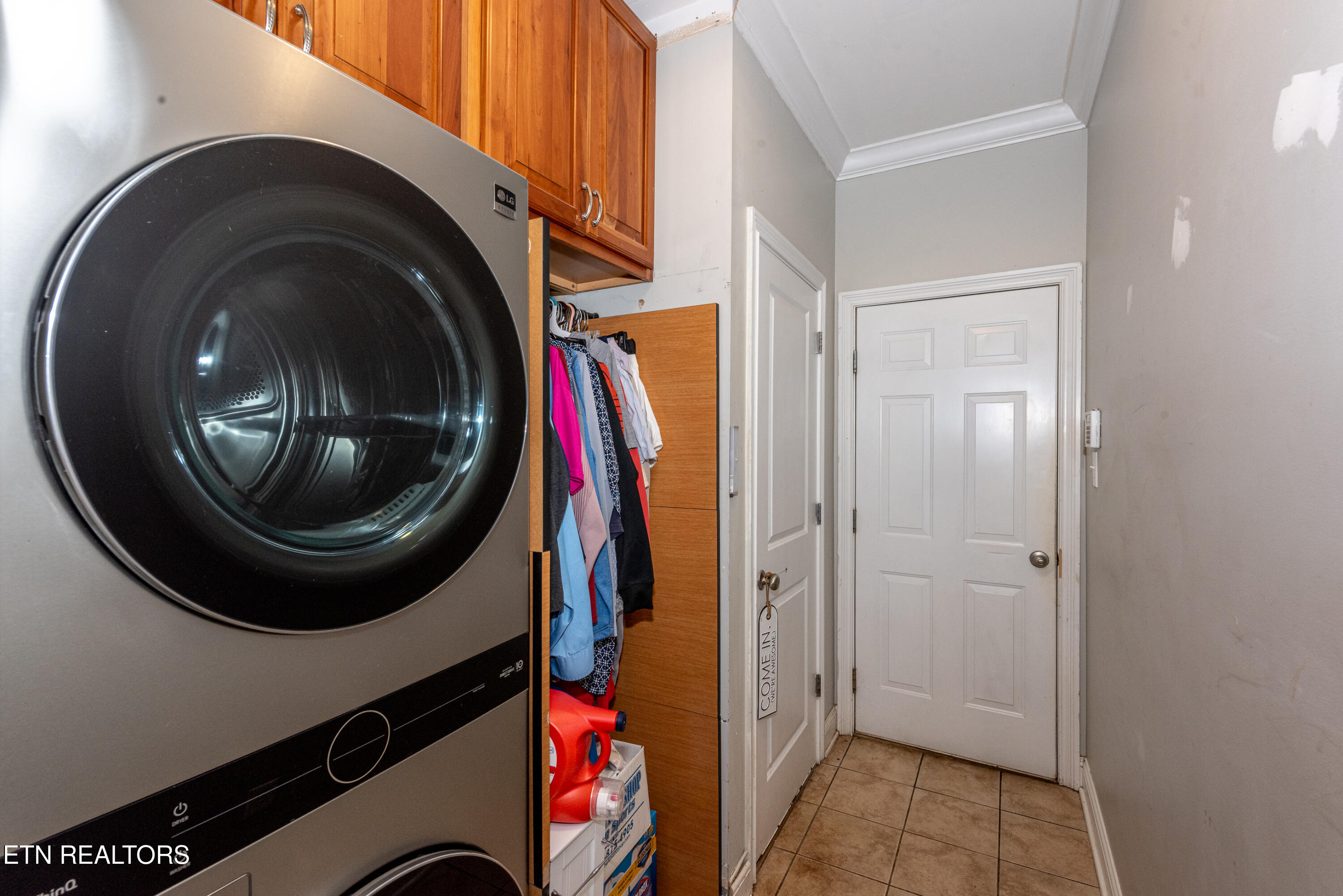 2704 Magnolia Pointe Lane