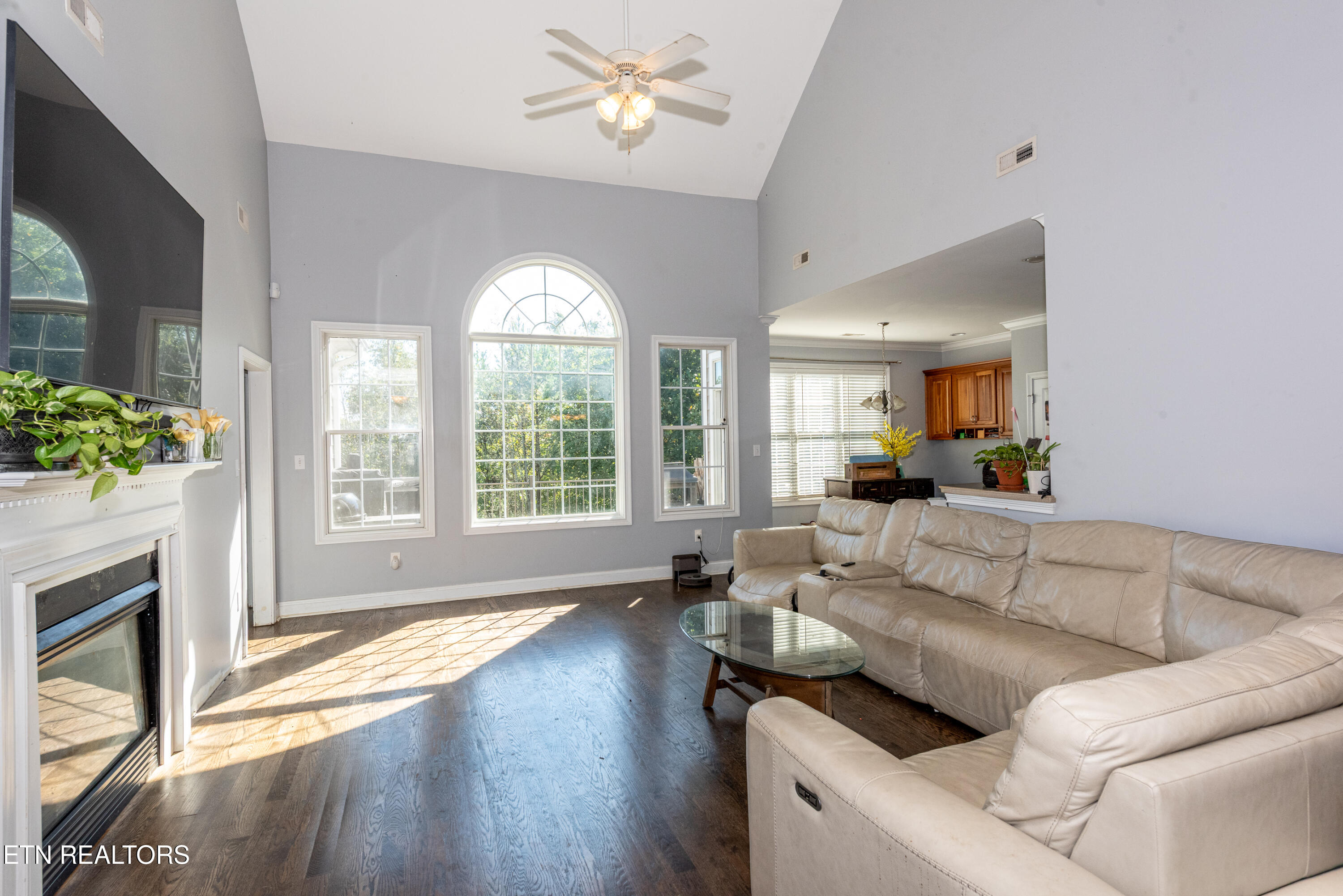 2704 Magnolia Pointe Lane