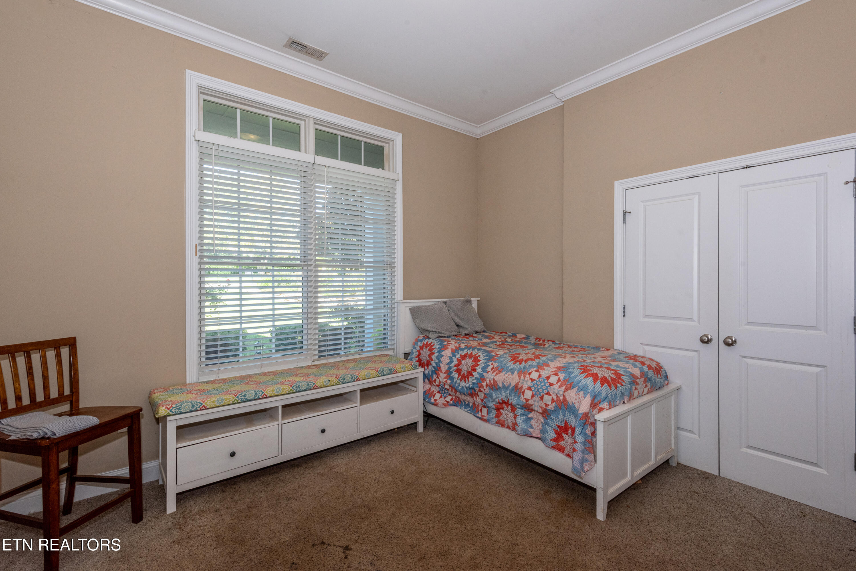 2704 Magnolia Pointe Lane