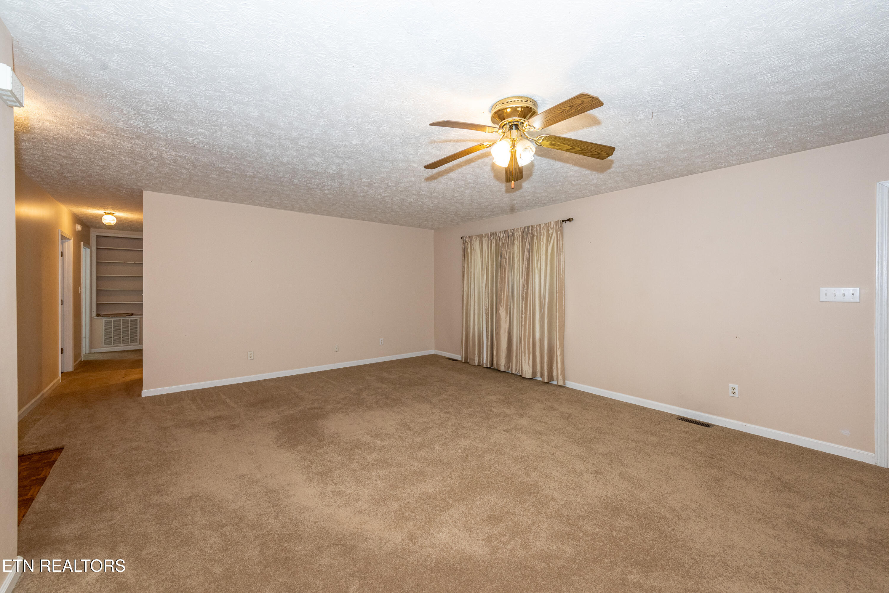 103 Rockford Heights Rd