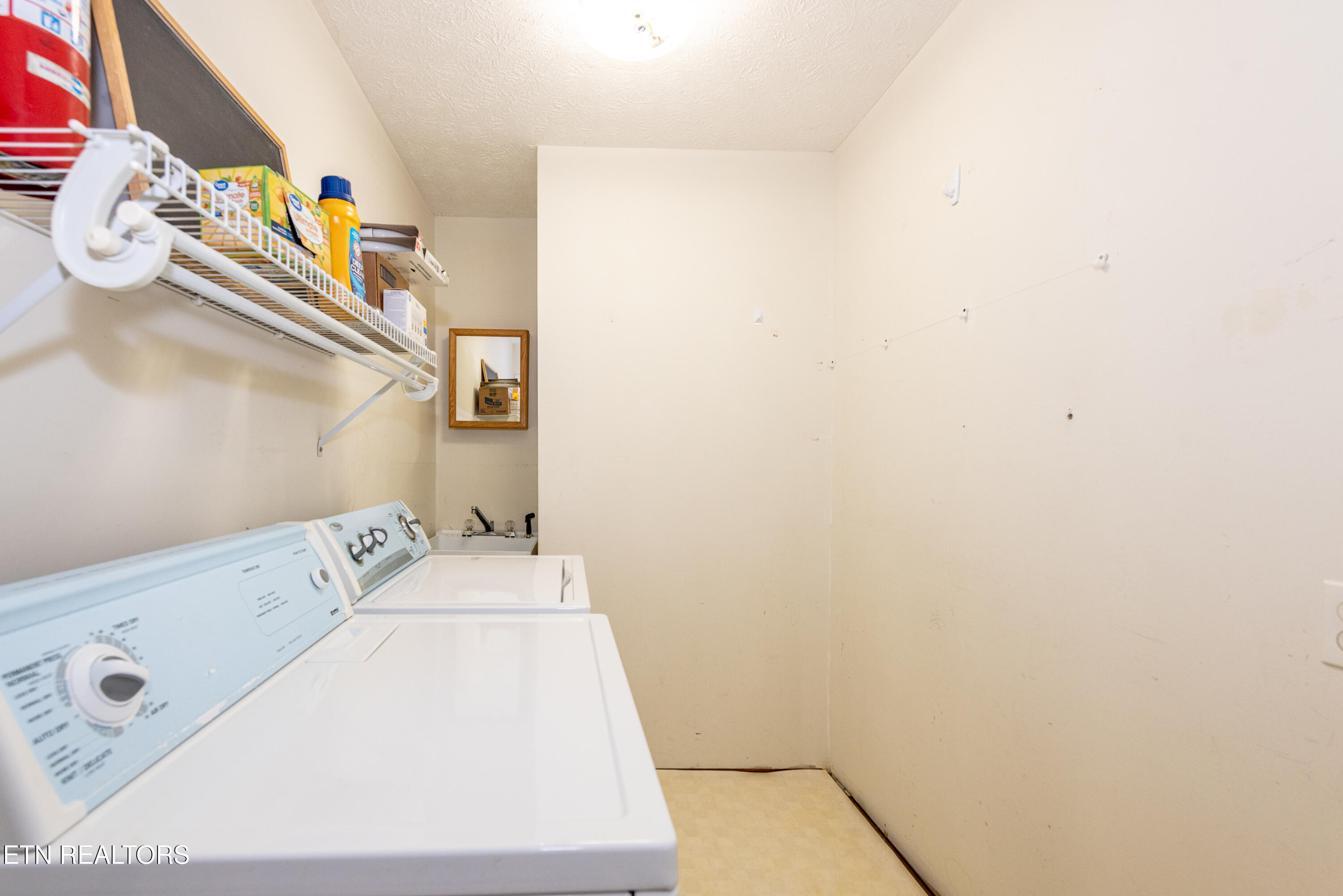 103 Rockford Heights Rd