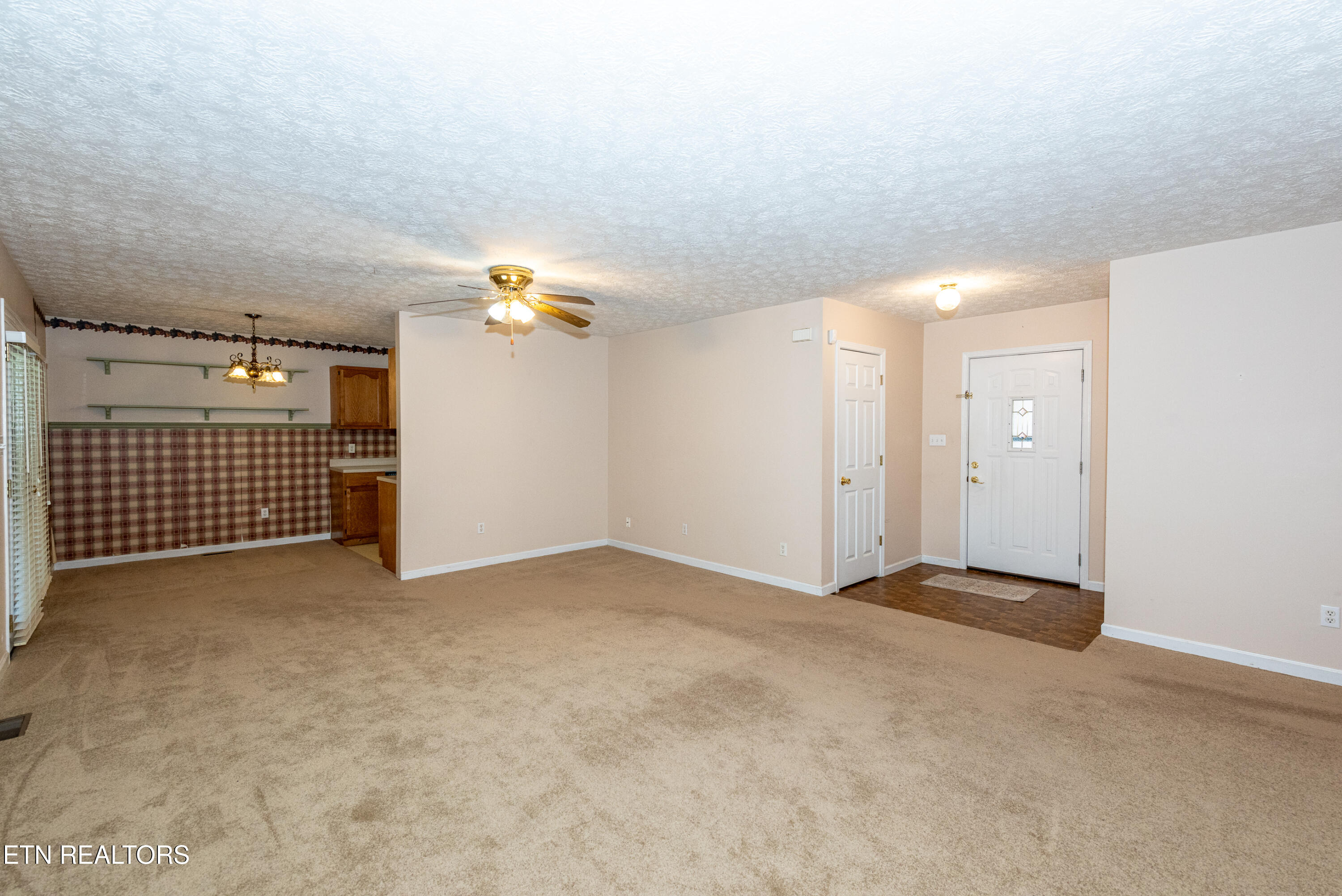 103 Rockford Heights Rd