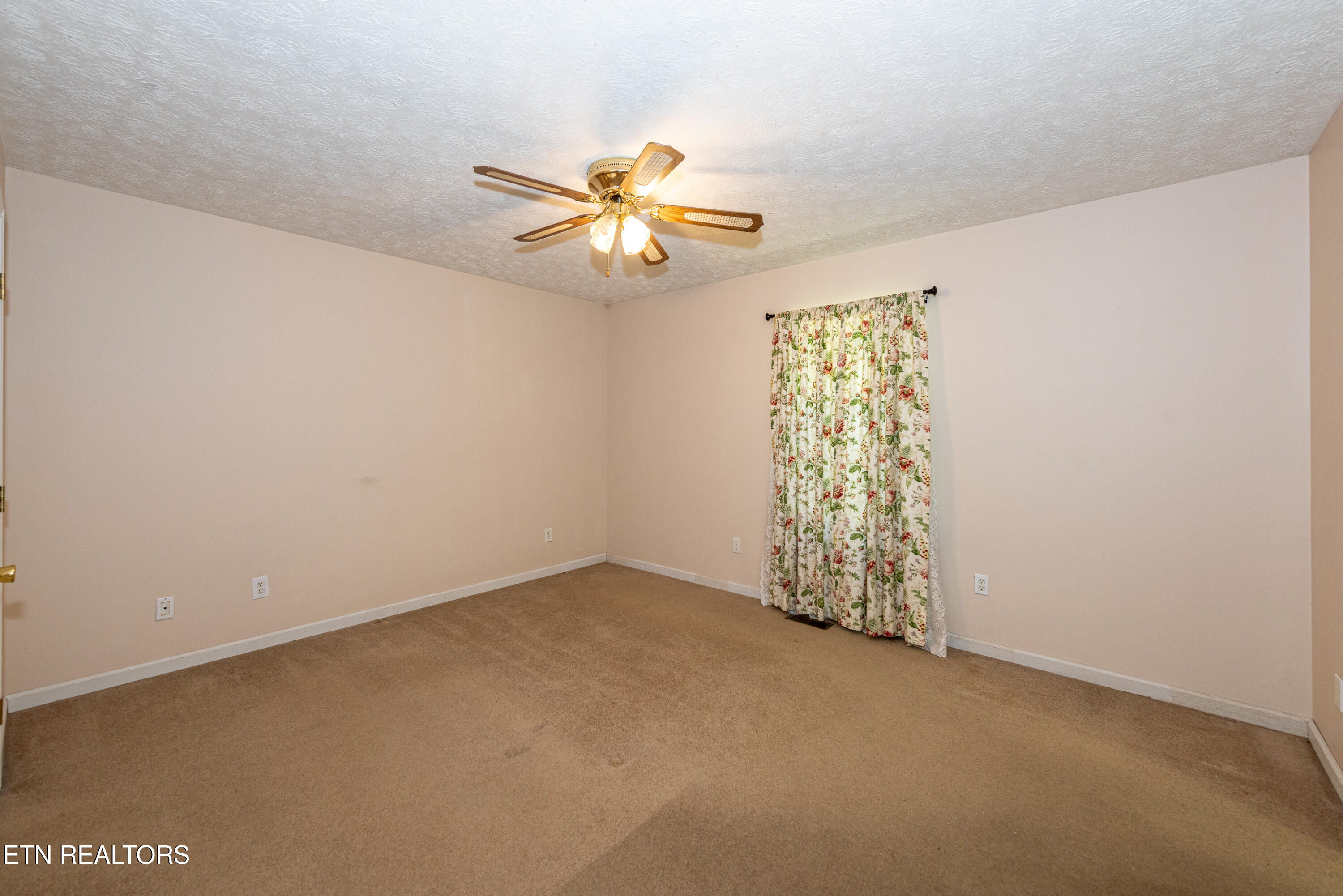 103 Rockford Heights Rd