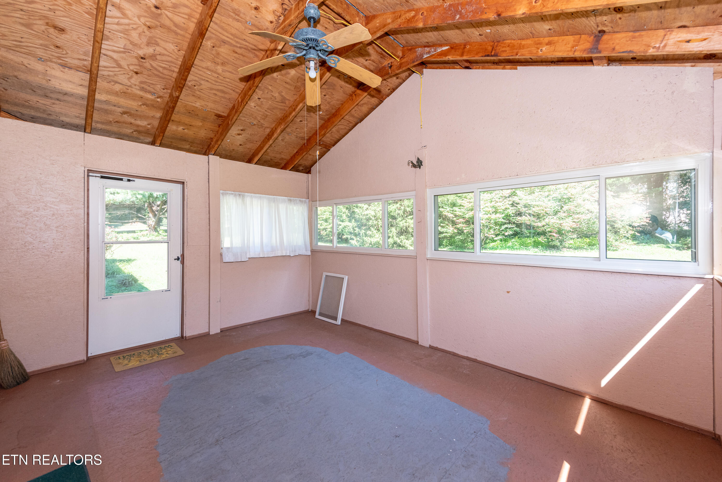 103 Rockford Heights Rd