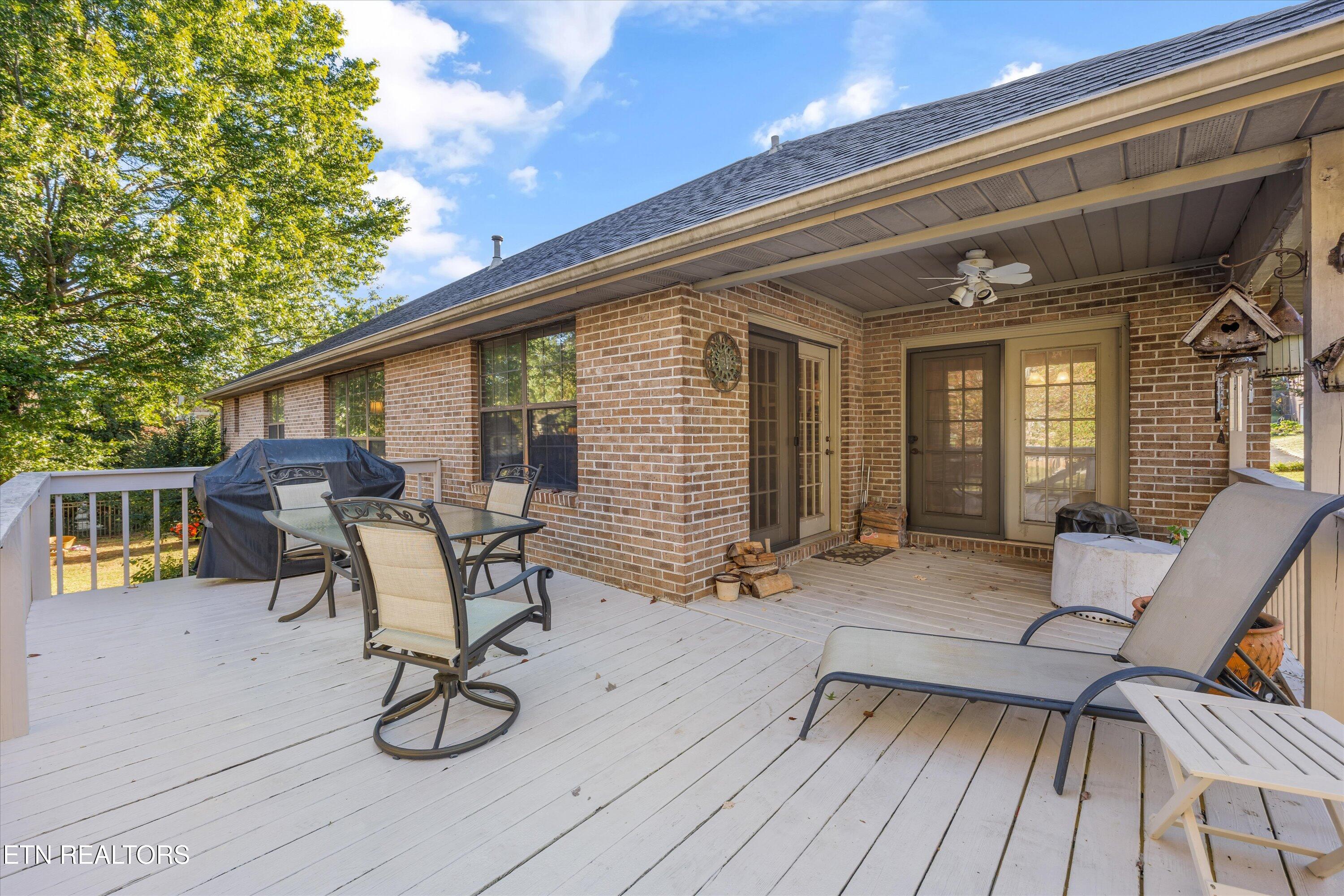 1827 Southcliff Drive, Maryville