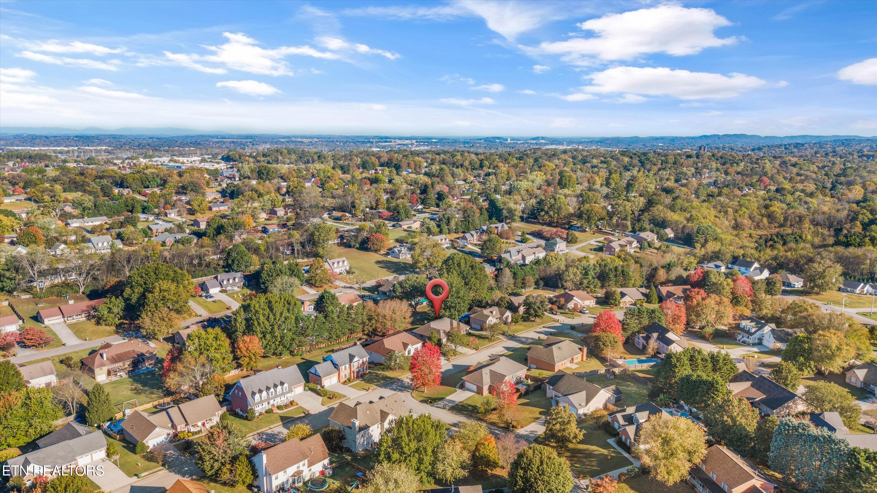 1827 Southcliff Drive, Maryville