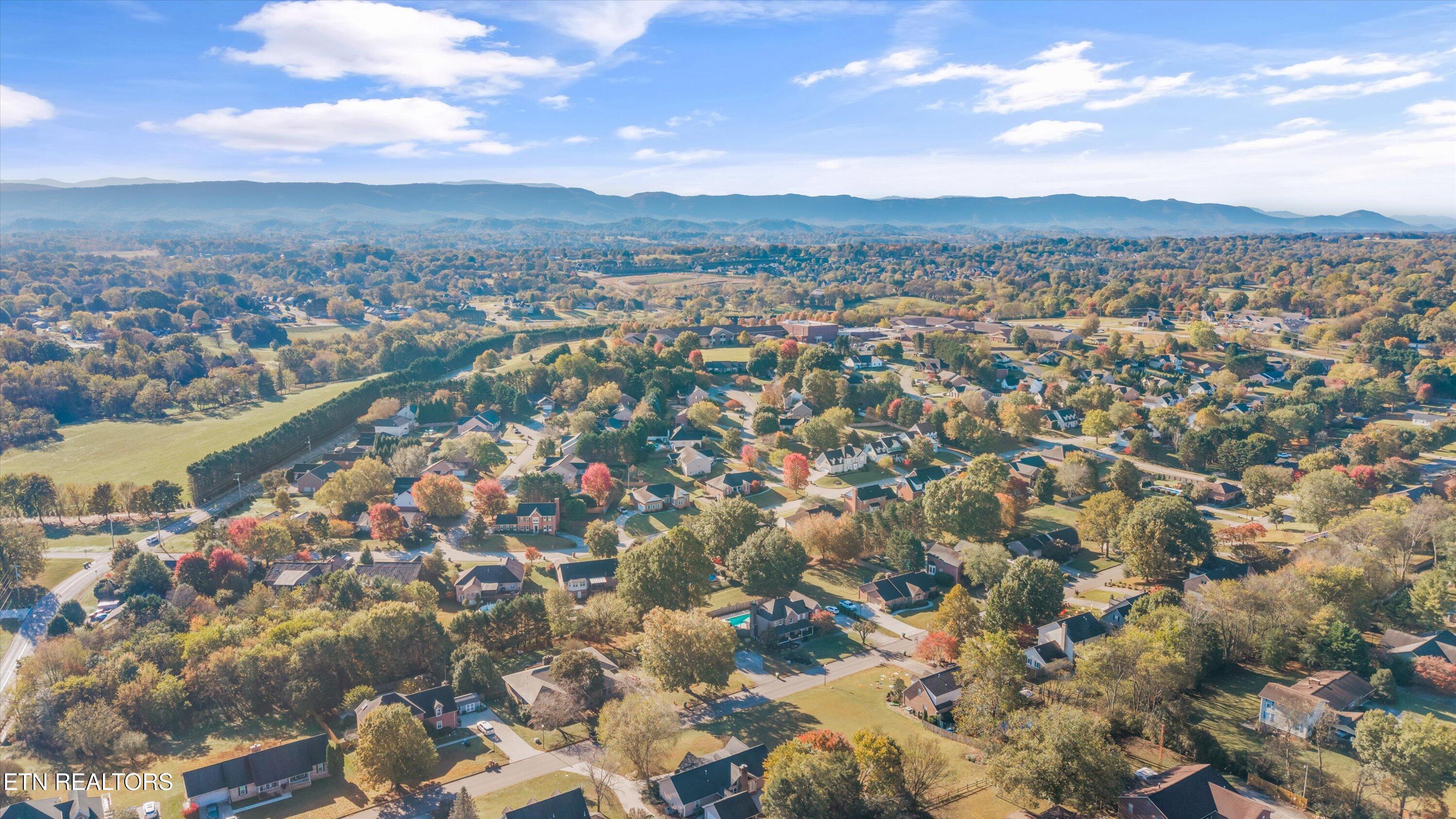 1827 Southcliff Drive, Maryville