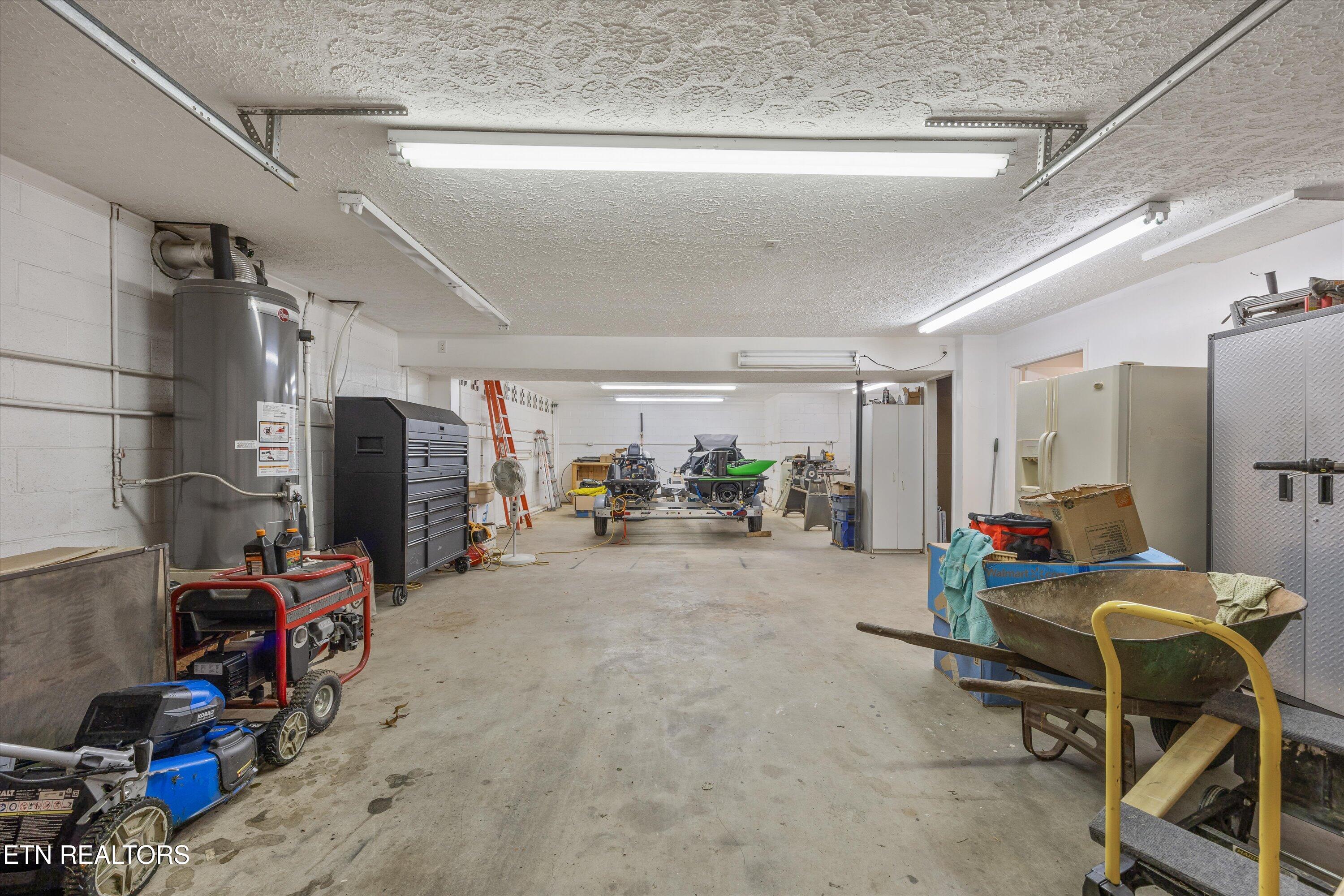 1827 Southcliff Drive, Maryville