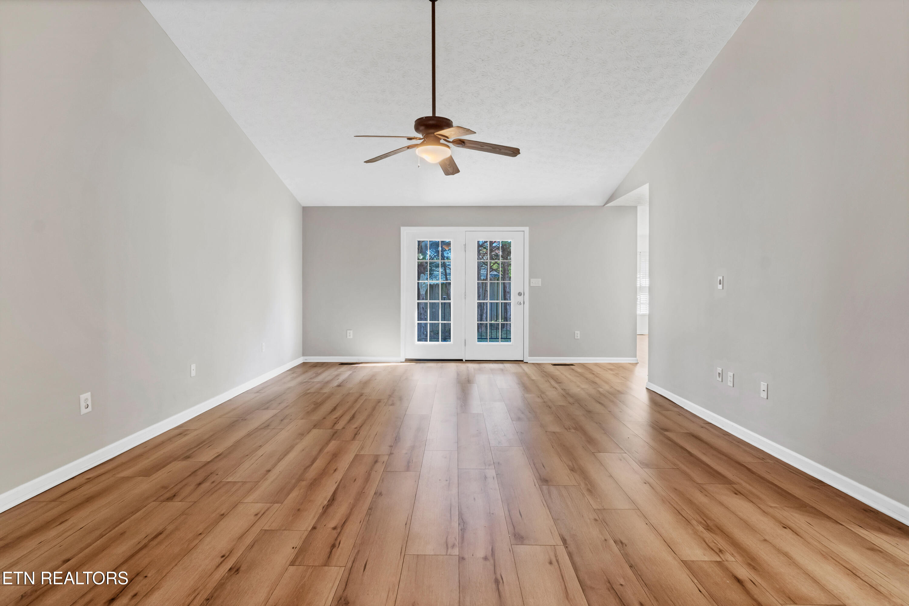 115 Seneca Circle, Maryville