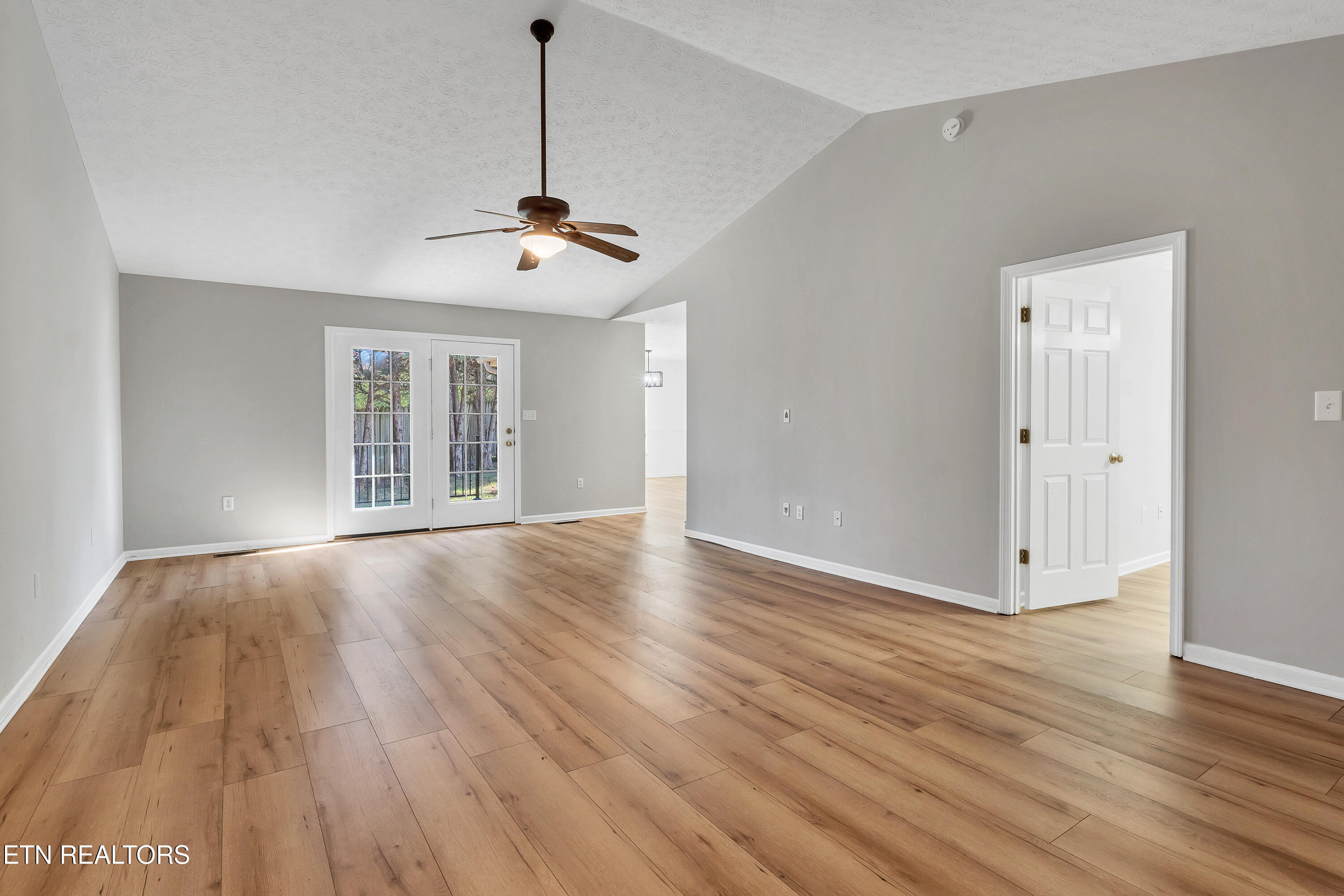 115 Seneca Circle, Maryville