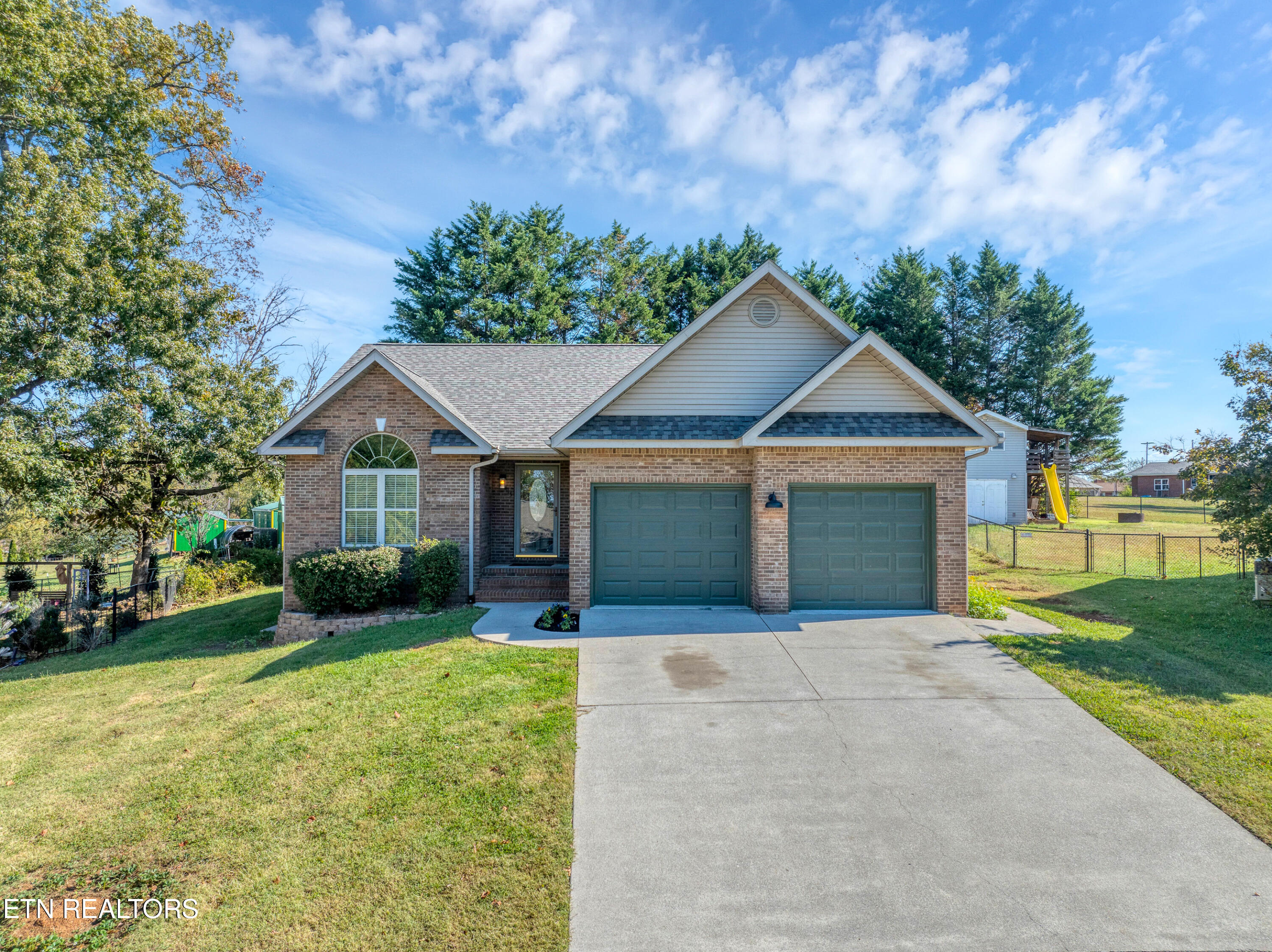 115 Seneca Circle, Maryville