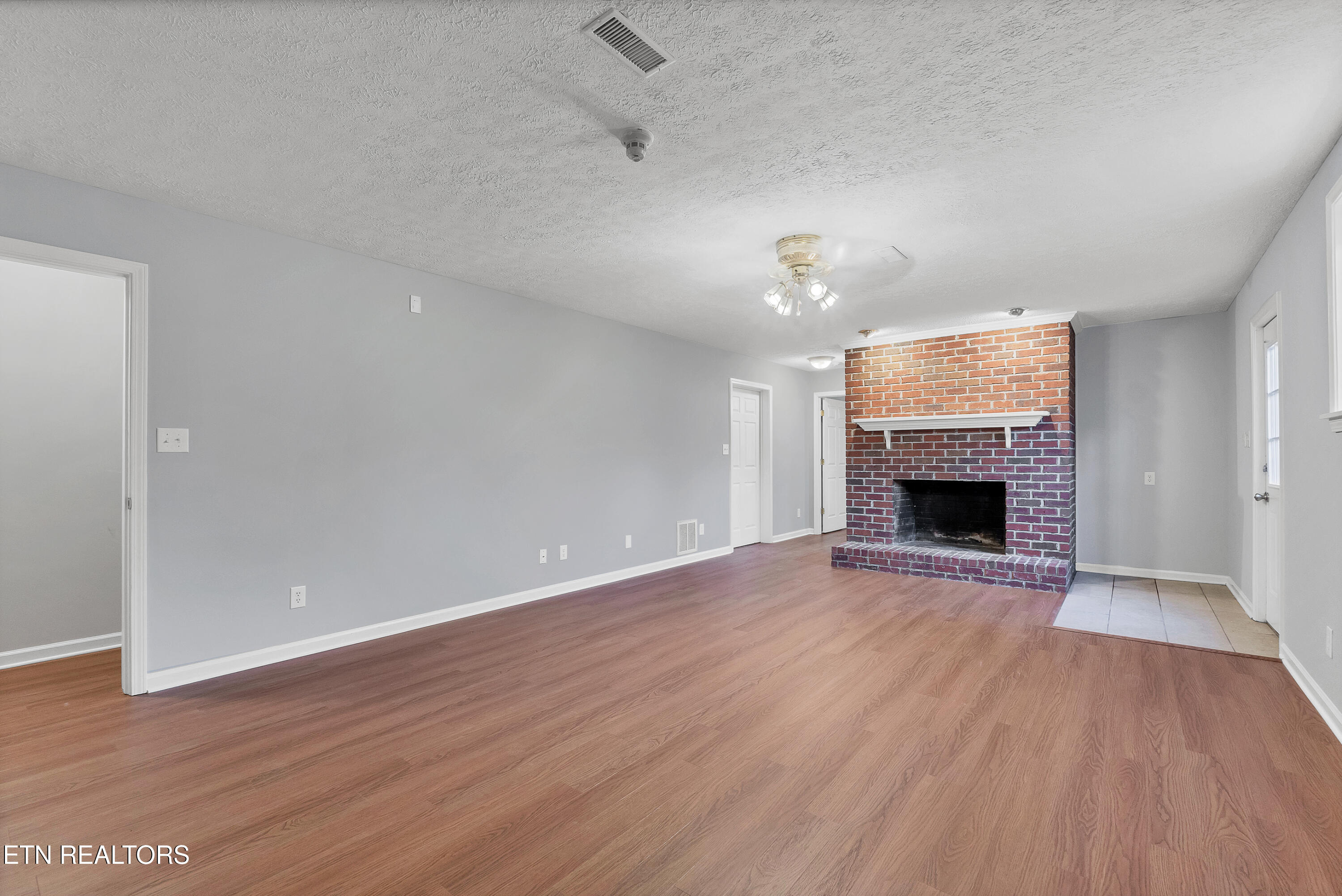 1031 S Dogwood Drive