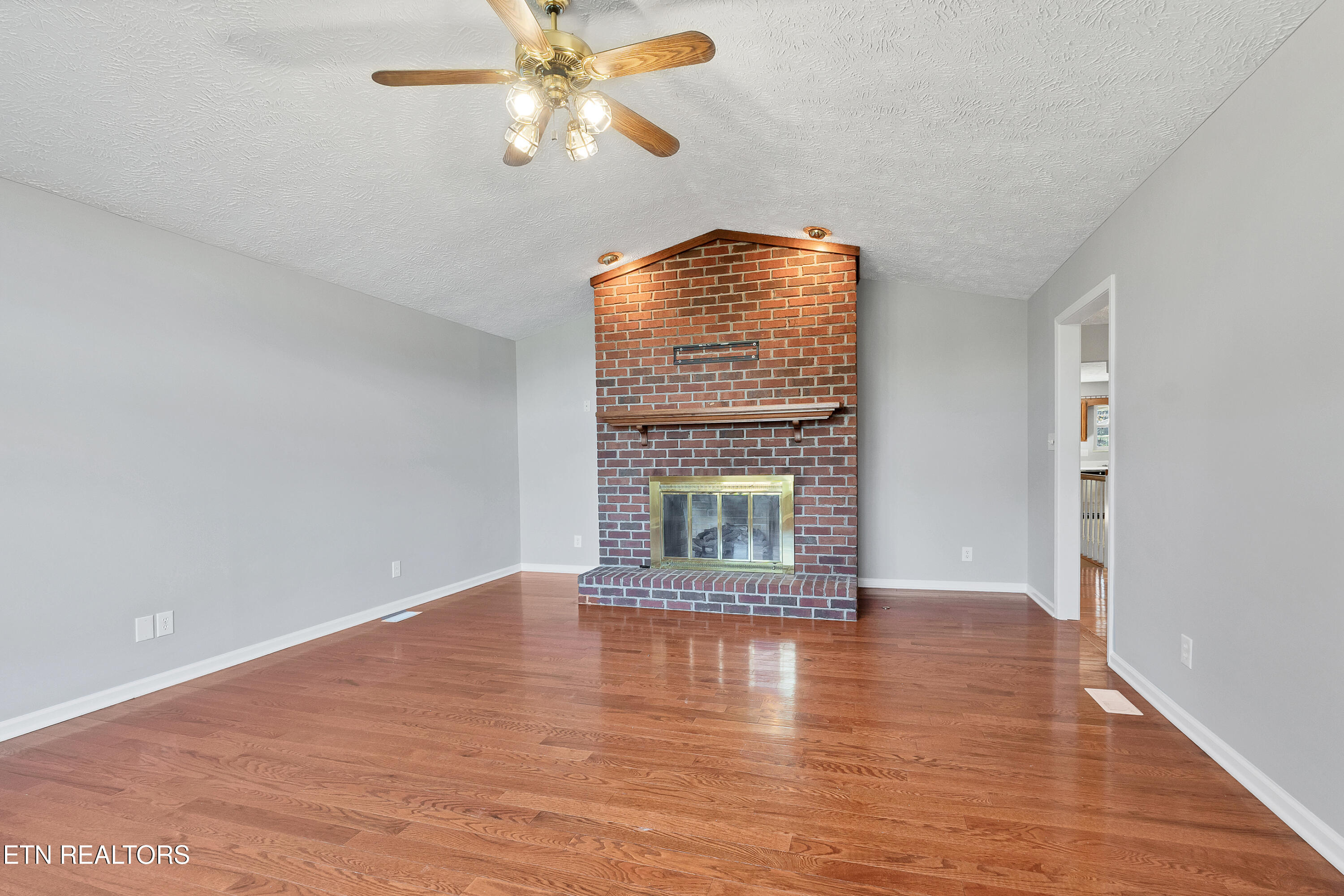 1031 S Dogwood Drive