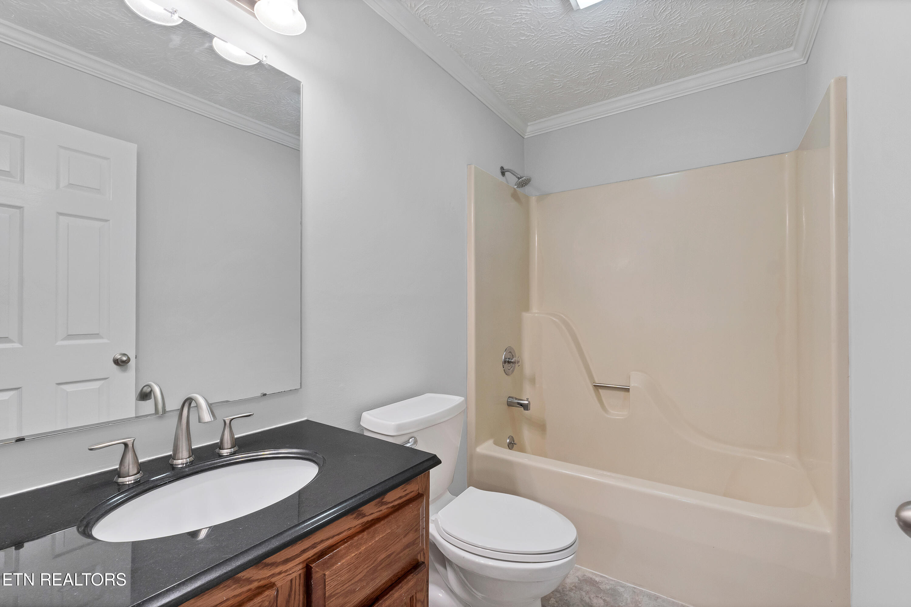 1031 S Dogwood Drive